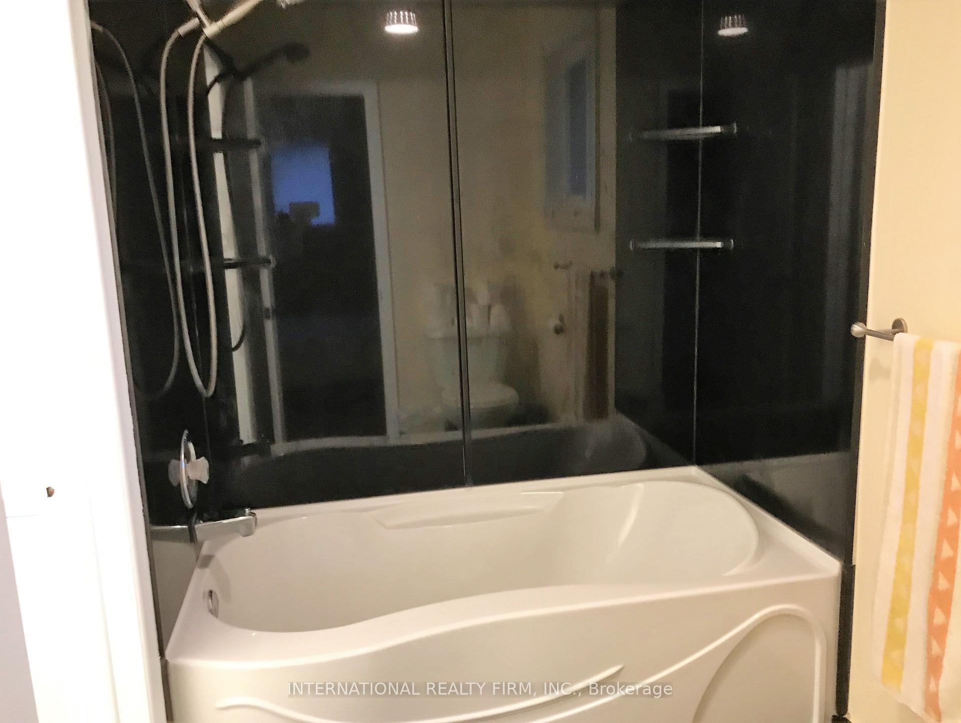 Photo 8 of Unit Upper Unit, 11 Misthollow Square, Scarborough, Morningside — HOMEH