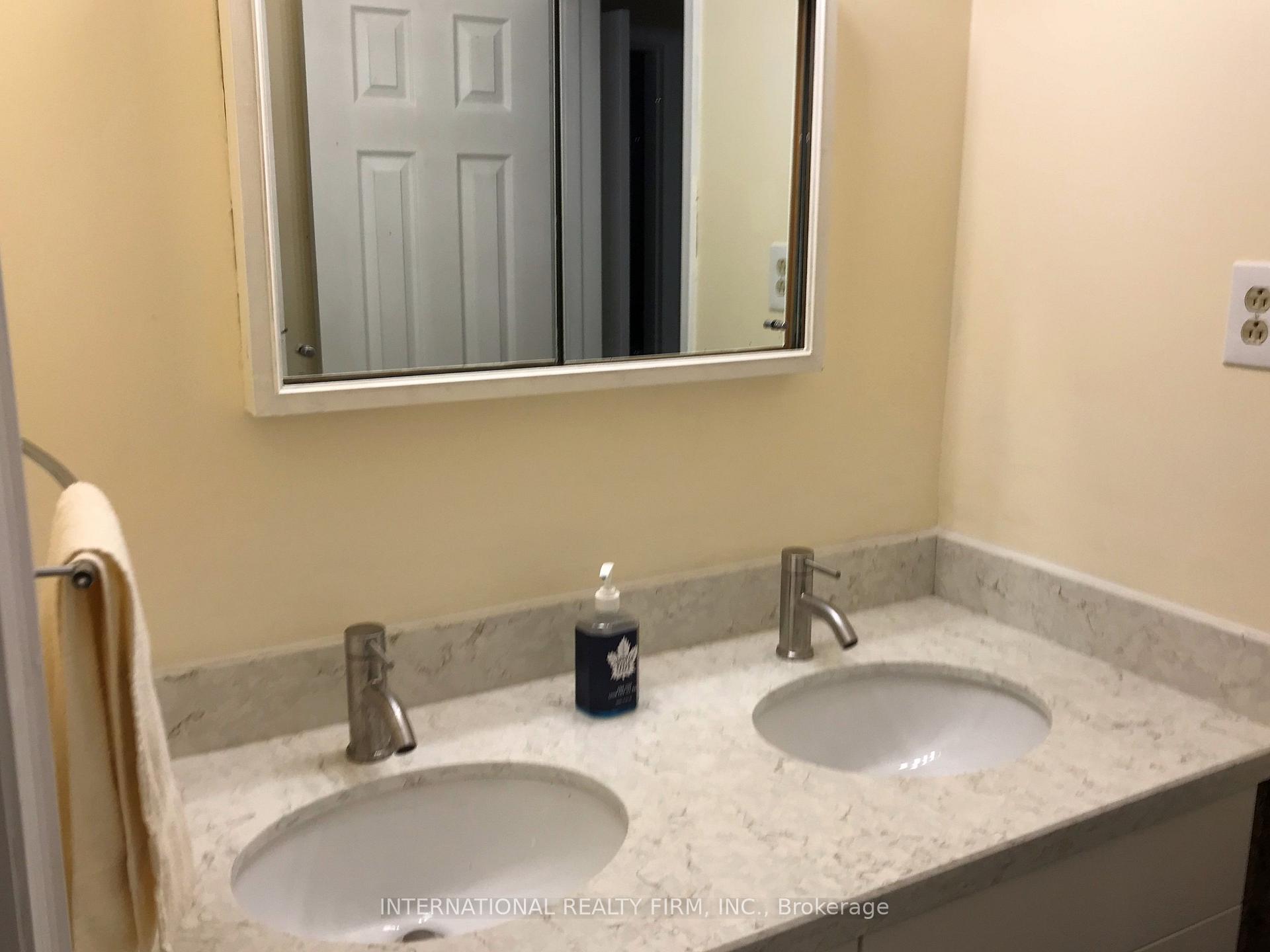 Photo 9 of Unit Upper Unit, 11 Misthollow Square, Scarborough, Morningside — HOMEH