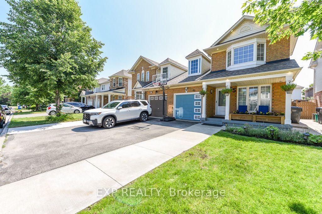 Photo 4 of 65 Jessop Drive, Brampton, Fletcher's Meadow — HOMEH
