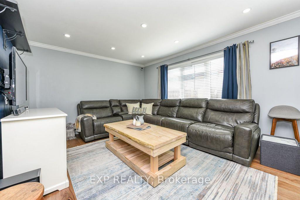 Photo 11 of 65 Jessop Drive, Brampton, Fletcher's Meadow — HOMEH