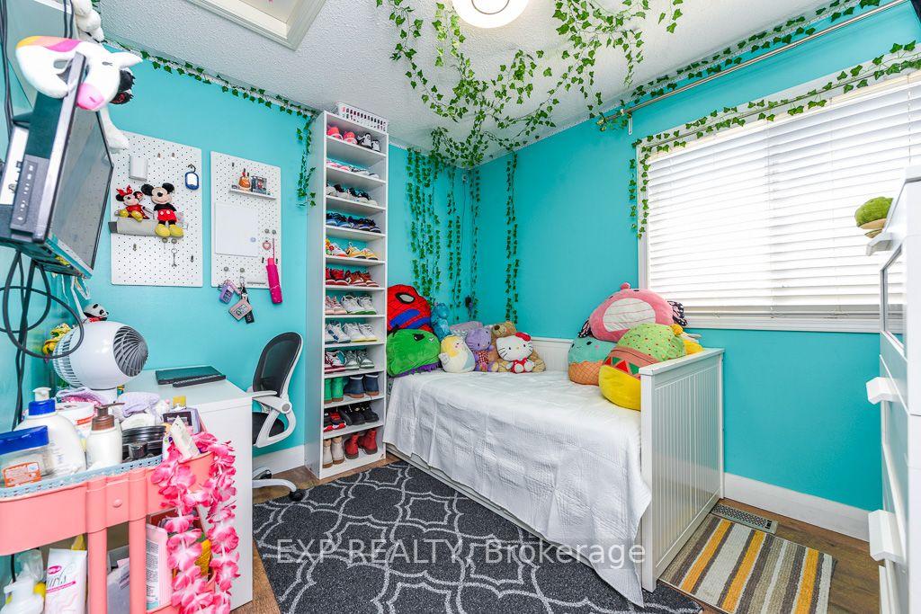 Photo 32 of 65 Jessop Drive, Brampton, Fletcher's Meadow — HOMEH