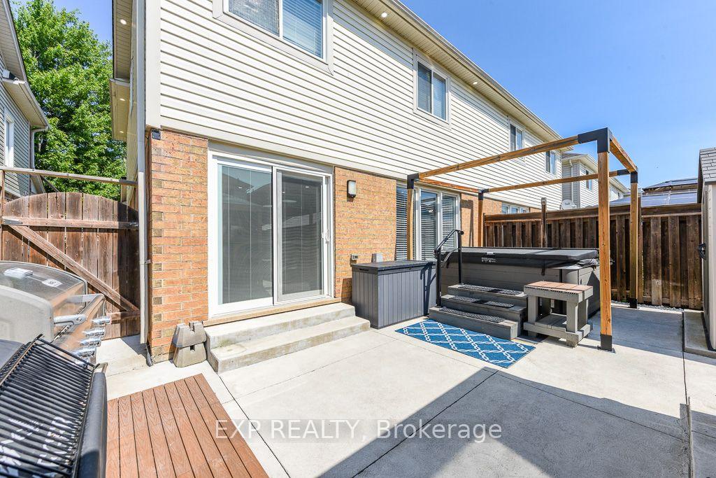 Photo 46 of 65 Jessop Drive, Brampton, Fletcher's Meadow — HOMEH