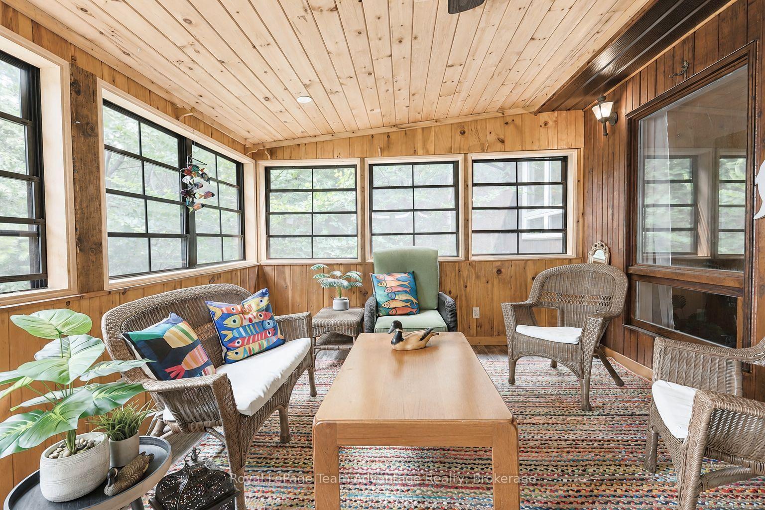 Photo 14 of 30 Bartlett Drive, Seguin — HOMEH