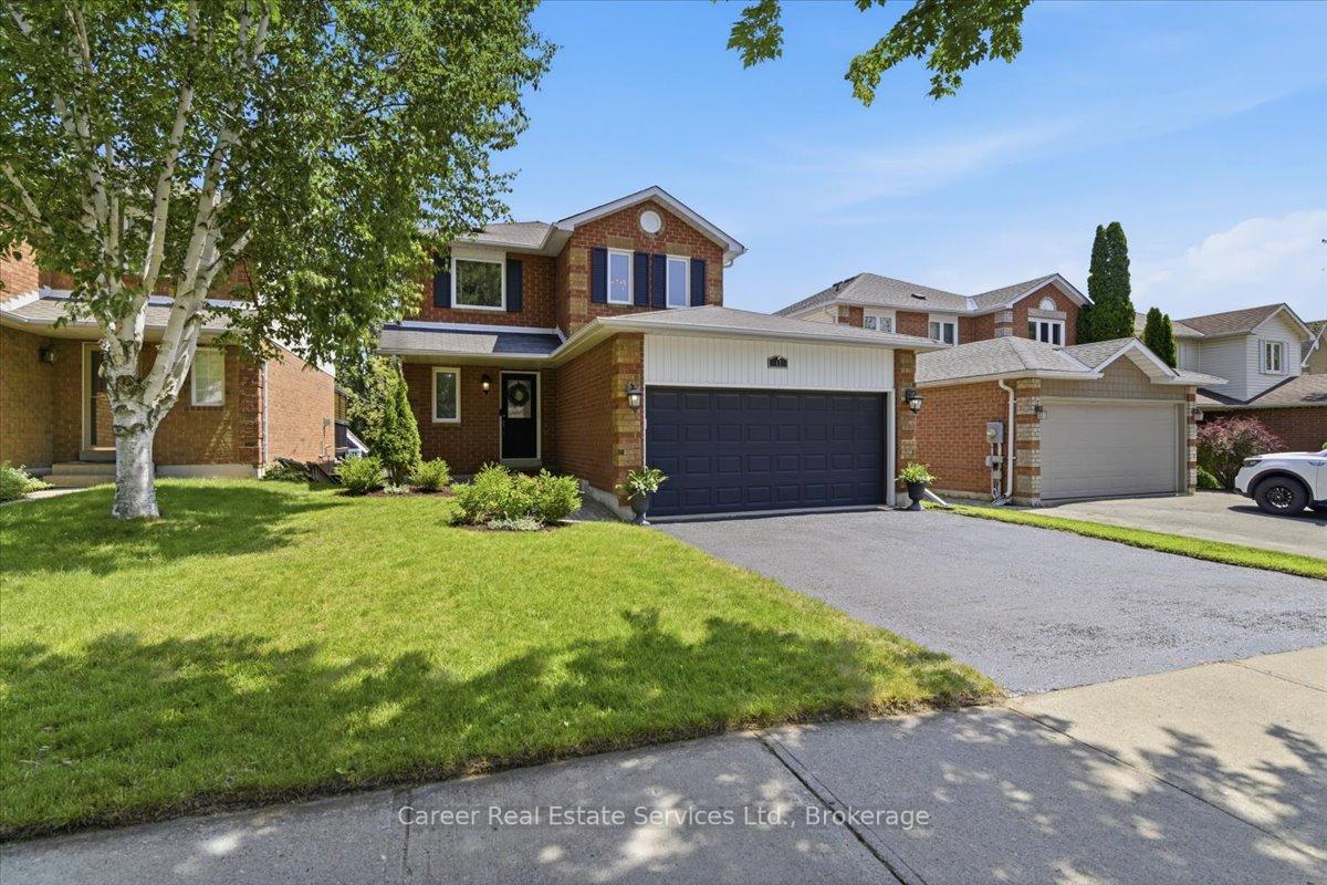 Photo 1 of 17 Rickaby Street, Clarington, Bowmanville — HOMEH