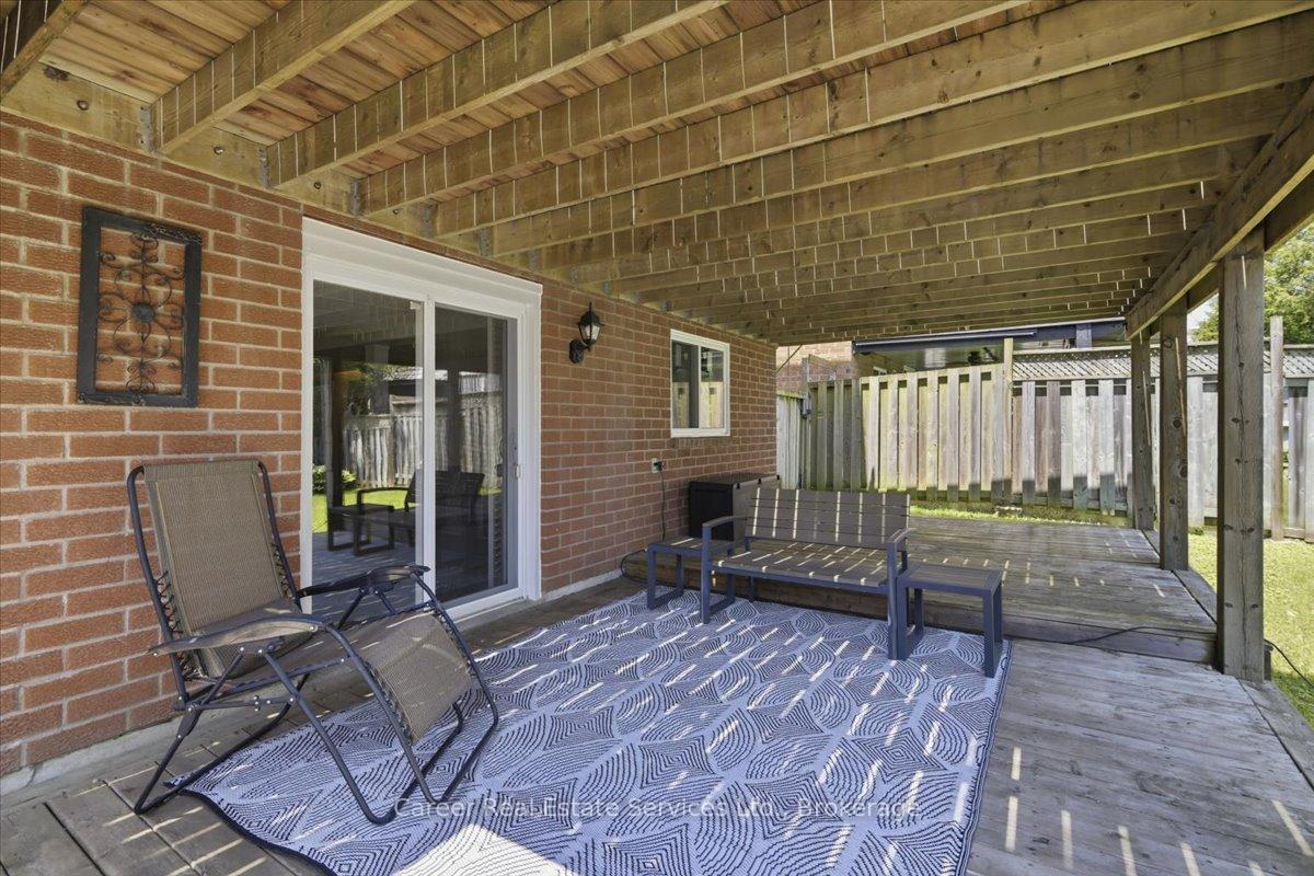 Photo 31 of 17 Rickaby Street, Clarington, Bowmanville — HOMEH