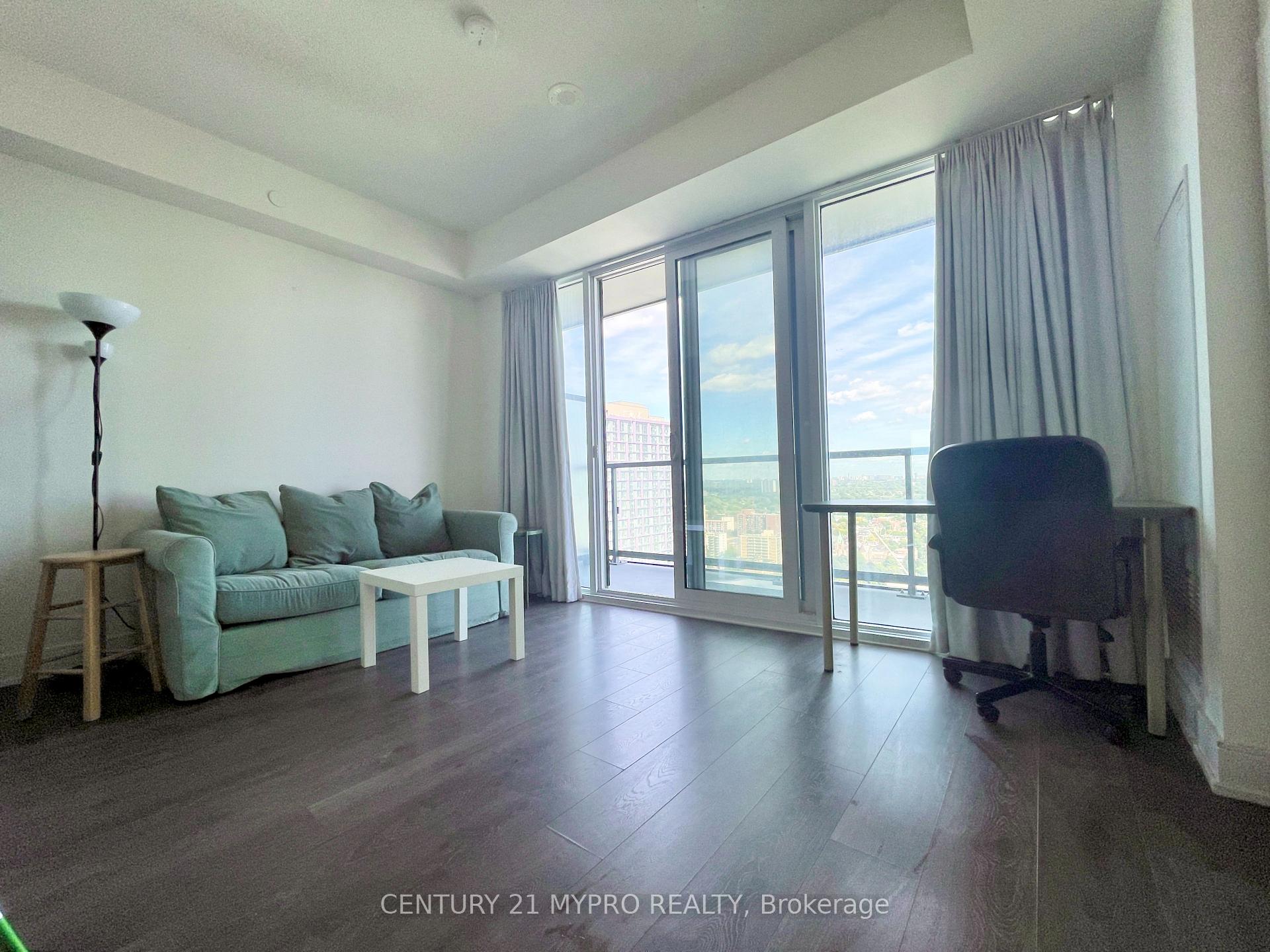 Photo 5 of Unit 2906, 89 Mcgill Street, Toronto, Church-Yonge Corridor — HOMEH