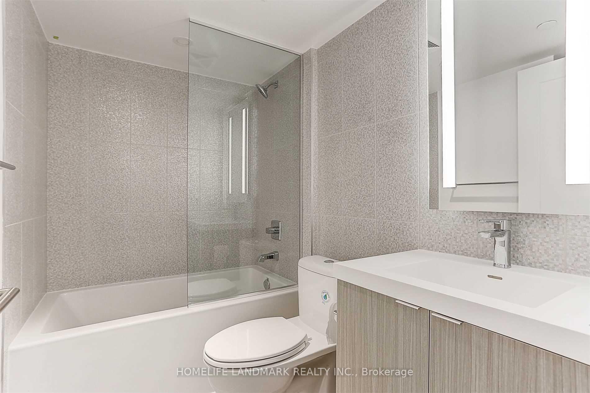 Photo 5 of Unit 1618, 585 Bloor Street E, Toronto, North St. James Town — HOMEH