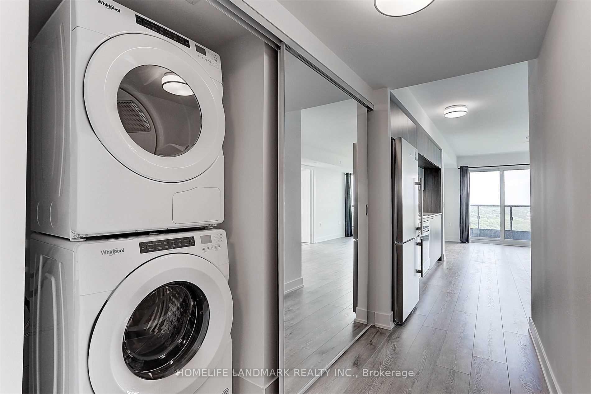 Photo 6 of Unit 1618, 585 Bloor Street E, Toronto, North St. James Town — HOMEH