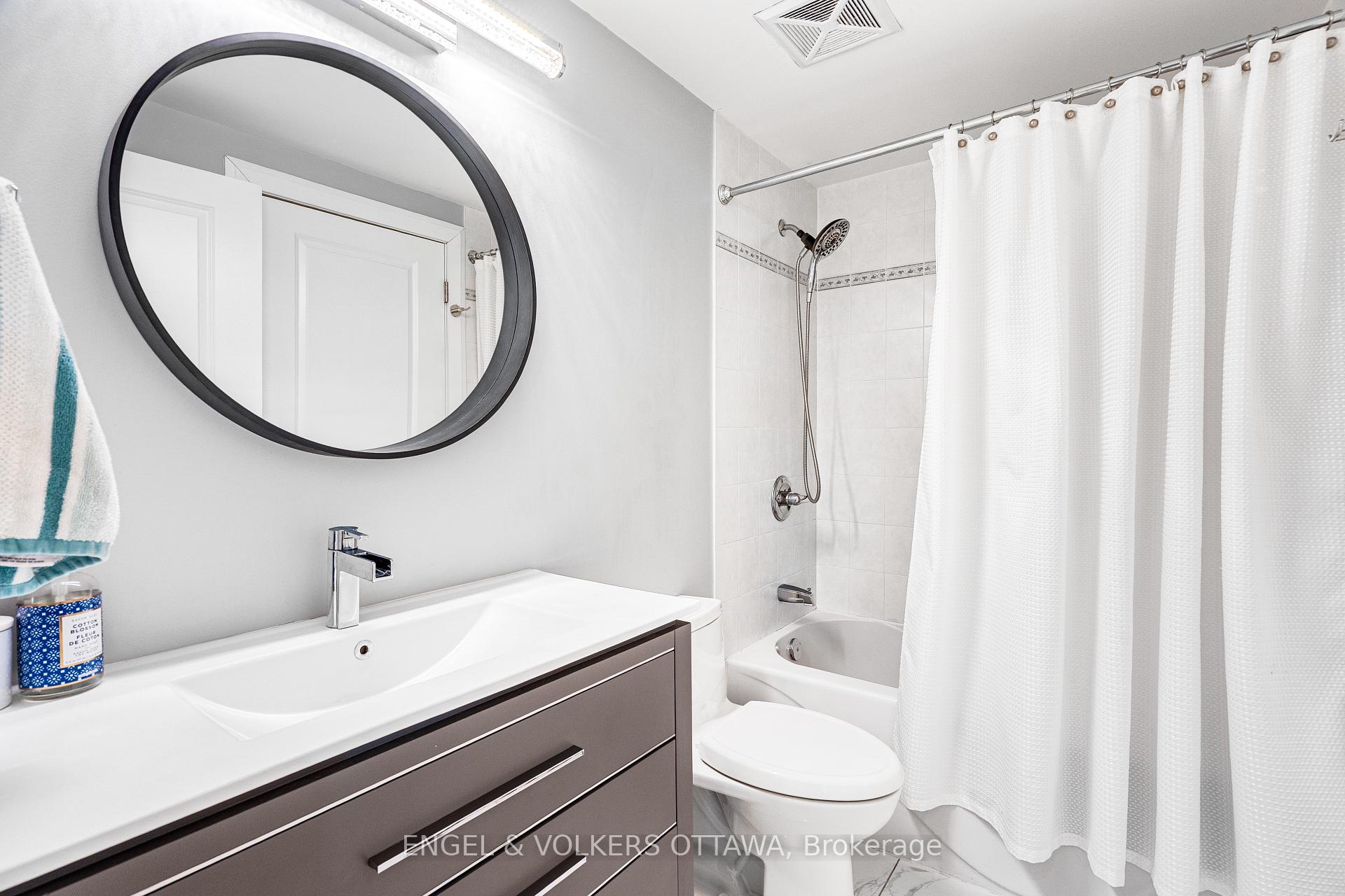 Photo 32 of Unit 202, 200 Rideau Street, Ottawa, Sandy Hill — HOMEH