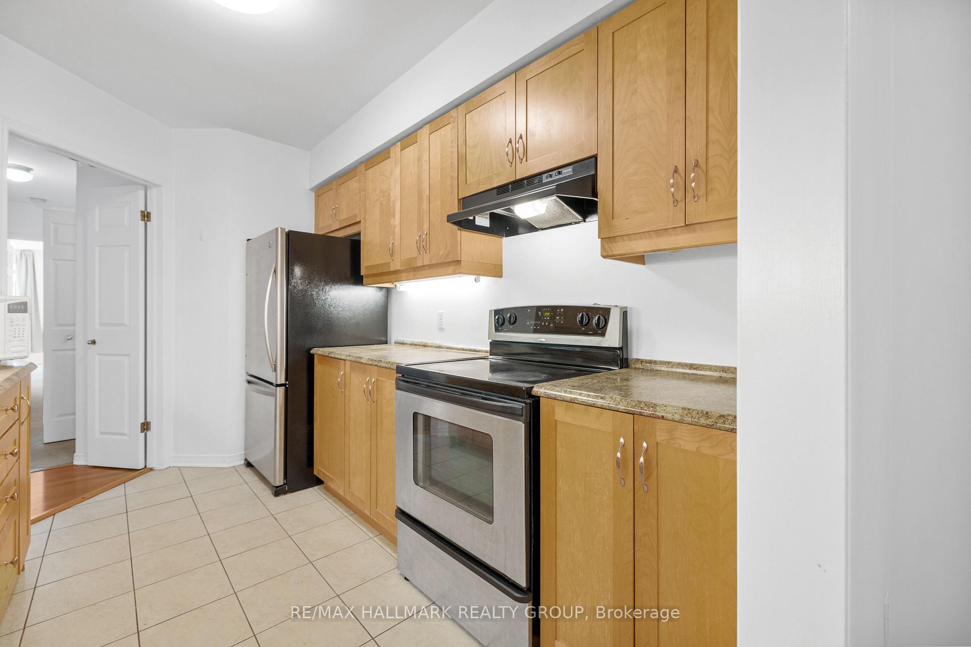 Photo 11 of Unit 2, 19 Montcalm Street, Ottawa, Ottawa East — HOMEH