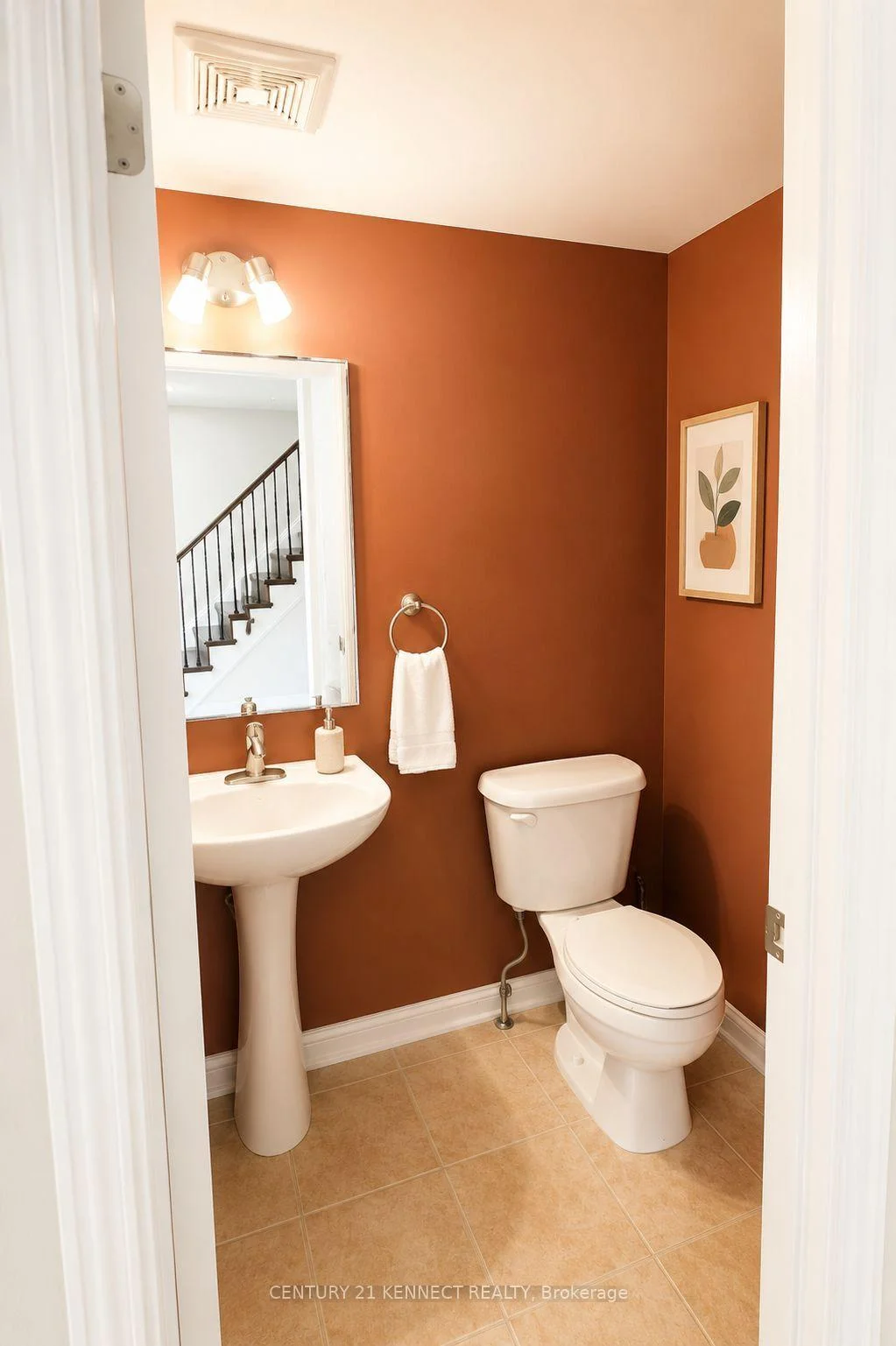 Photo 9 of 84 Gas Lamp Lane, Markham, Cornell — HOMEH