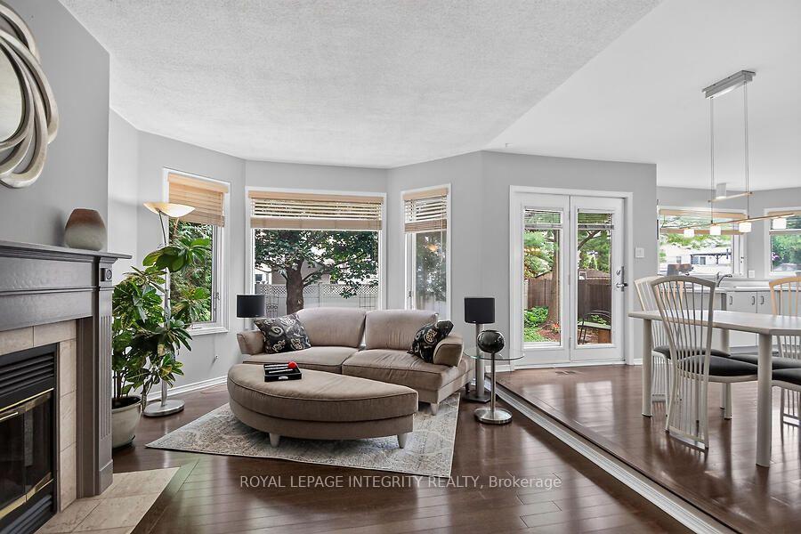 Photo 6 of 76 Saddlehorn Crescent, Ottawa, Kanata - Bridlewood — HOMEH