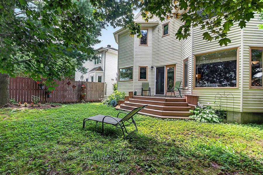 Photo 18 of 76 Saddlehorn Crescent, Ottawa, Kanata - Bridlewood — HOMEH