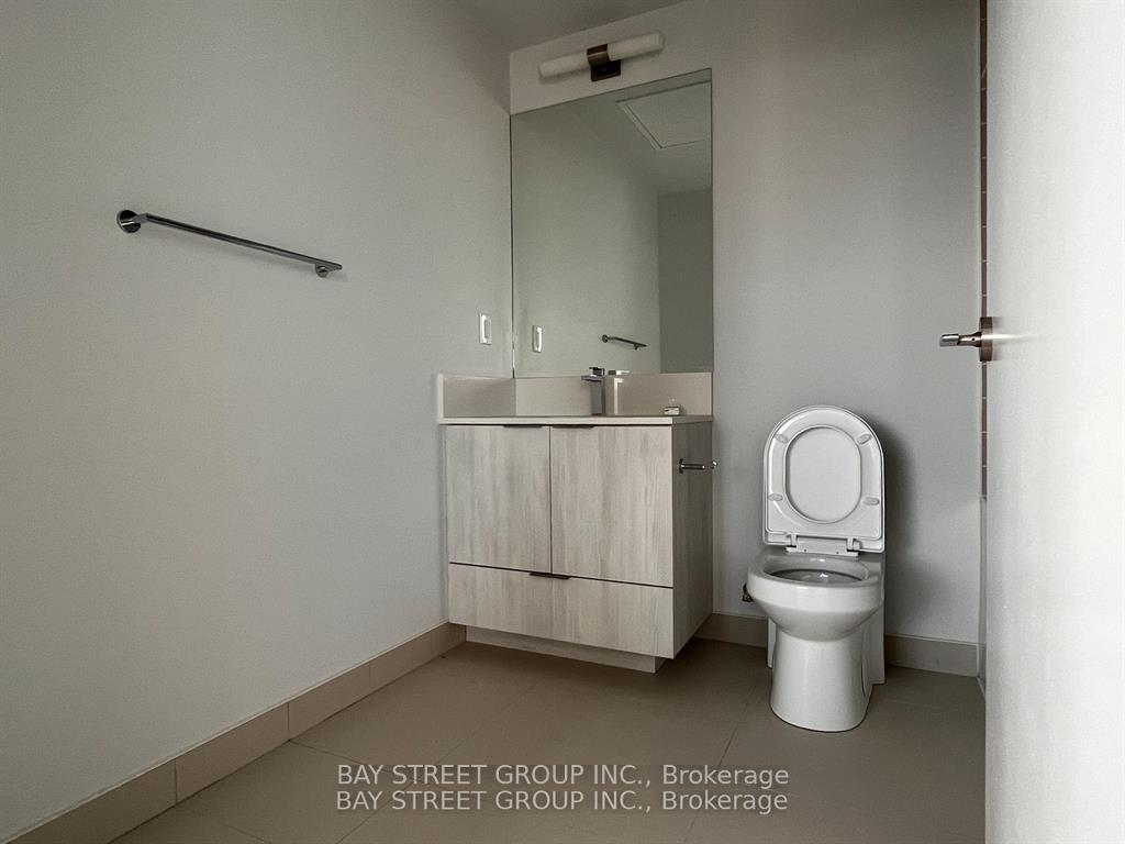 Photo 6 of Unit 1705, 181 Dundas Street E, Toronto, Church-Yonge Corridor — HOMEH