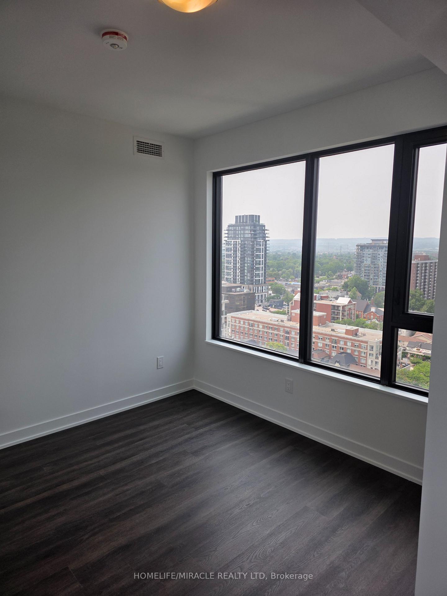 Photo 6 of 2075 Lakeshore Road, Burlington, Brant — HOMEH