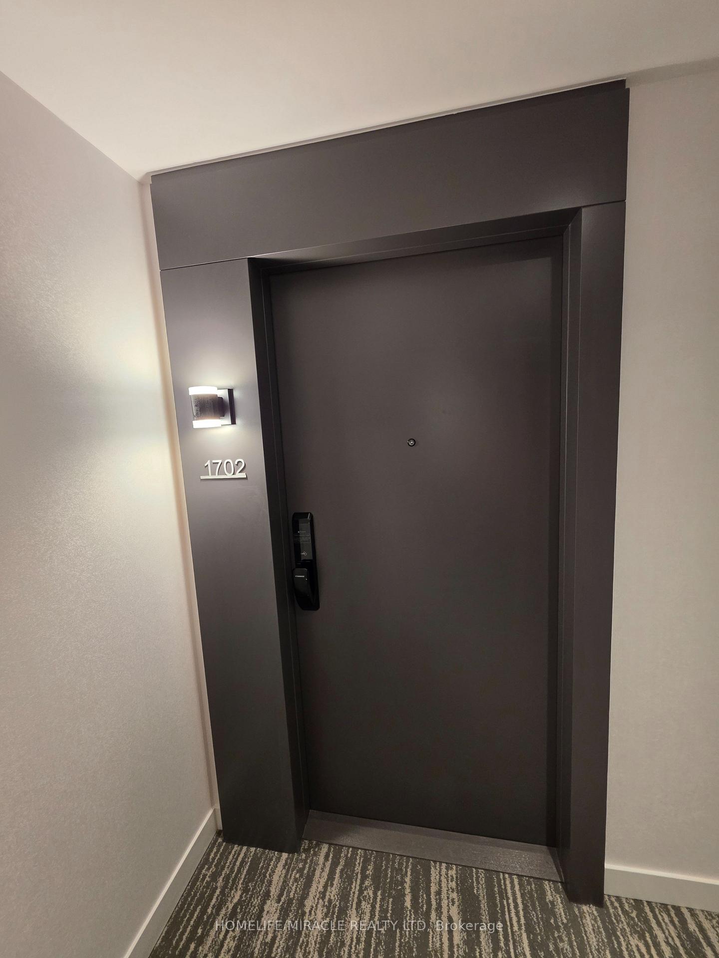 Photo 23 of 2075 Lakeshore Road, Burlington, Brant — HOMEH