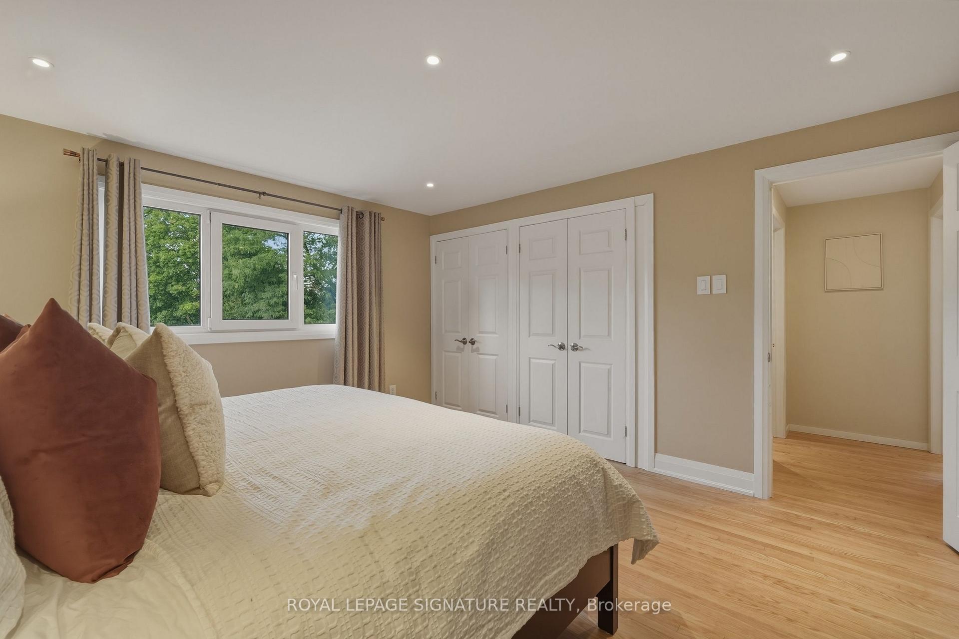 Photo 16 of 1843 Stonepath Crescent, Mississauga, Applewood — HOMEH