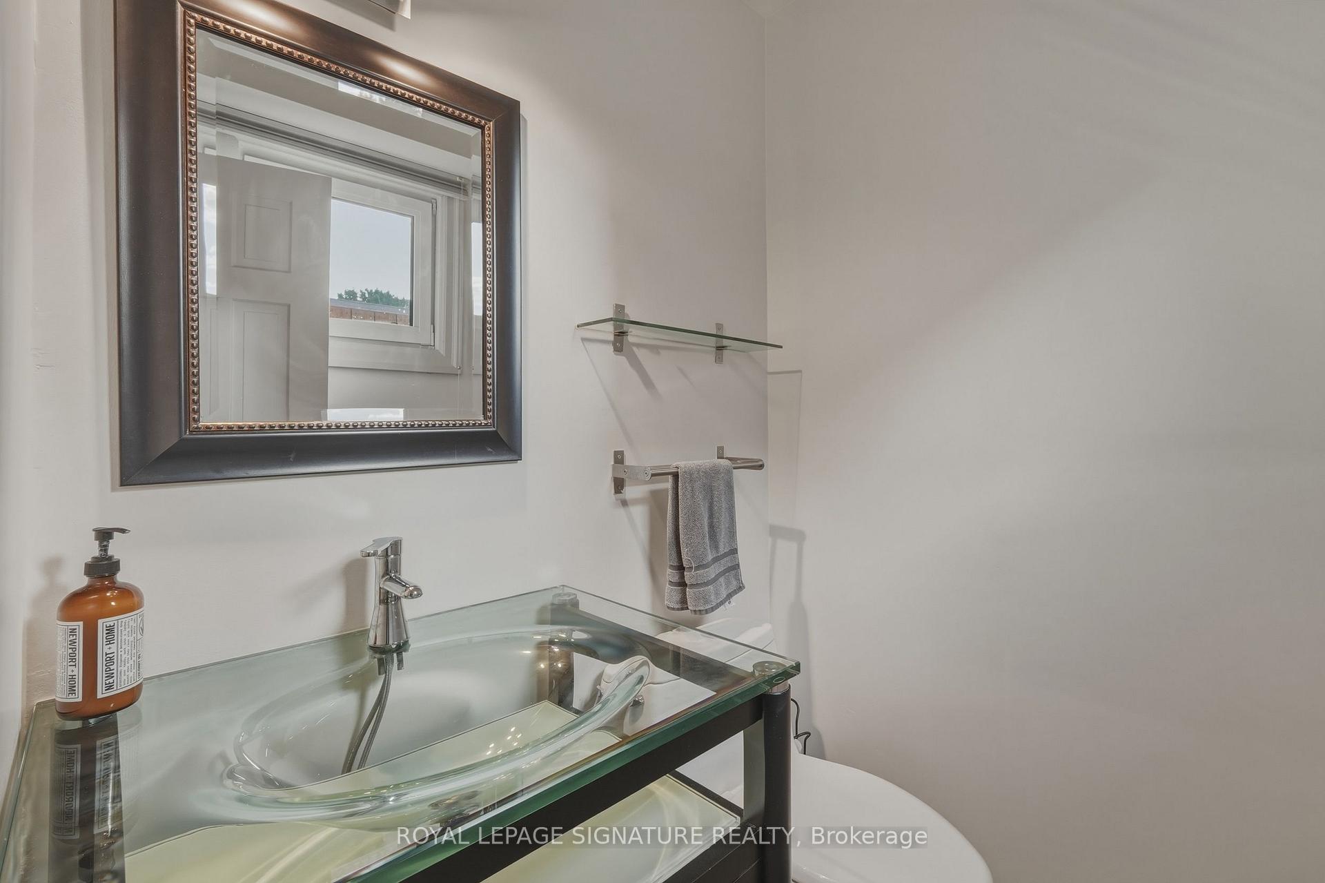 Photo 26 of 1843 Stonepath Crescent, Mississauga, Applewood — HOMEH