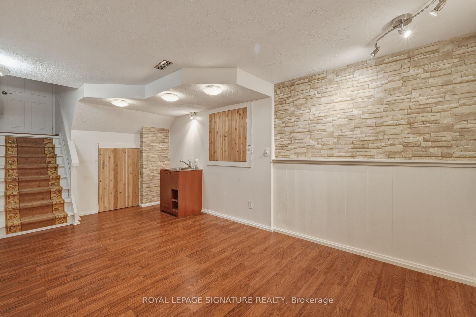 Photo 27 of 1843 Stonepath Crescent, Mississauga, Applewood — HOMEH