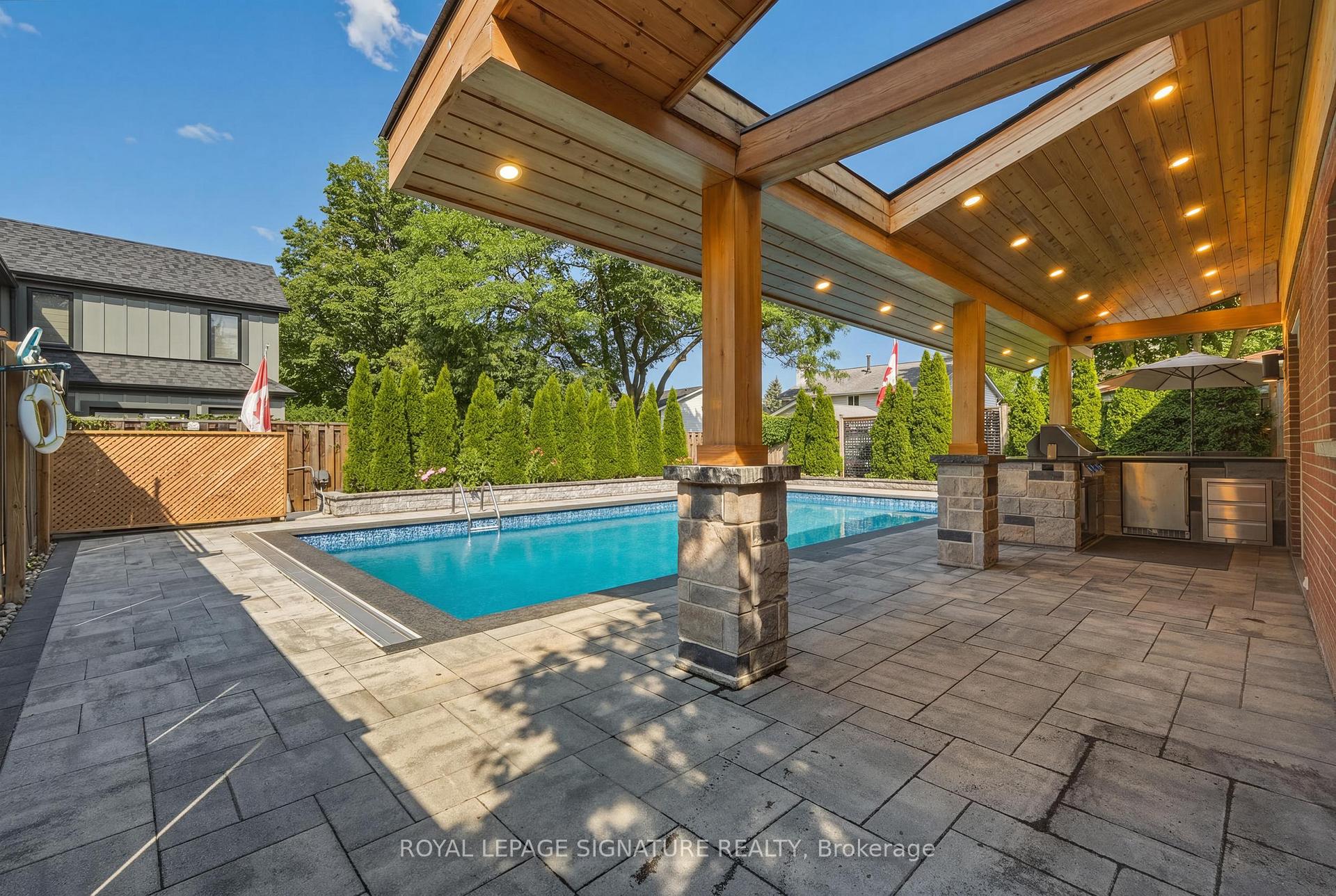 Photo 33 of 1843 Stonepath Crescent, Mississauga, Applewood — HOMEH
