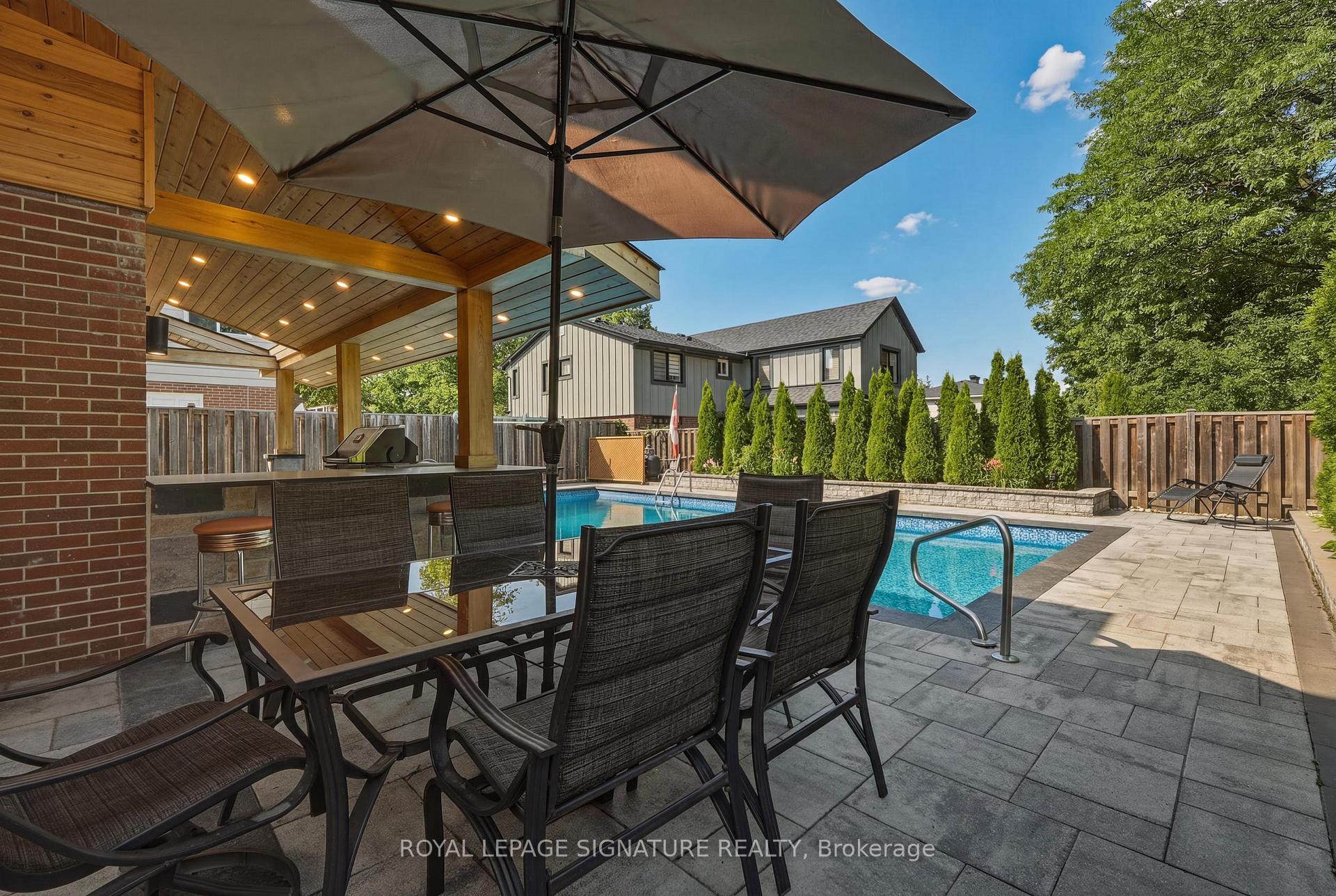 Photo 37 of 1843 Stonepath Crescent, Mississauga, Applewood — HOMEH