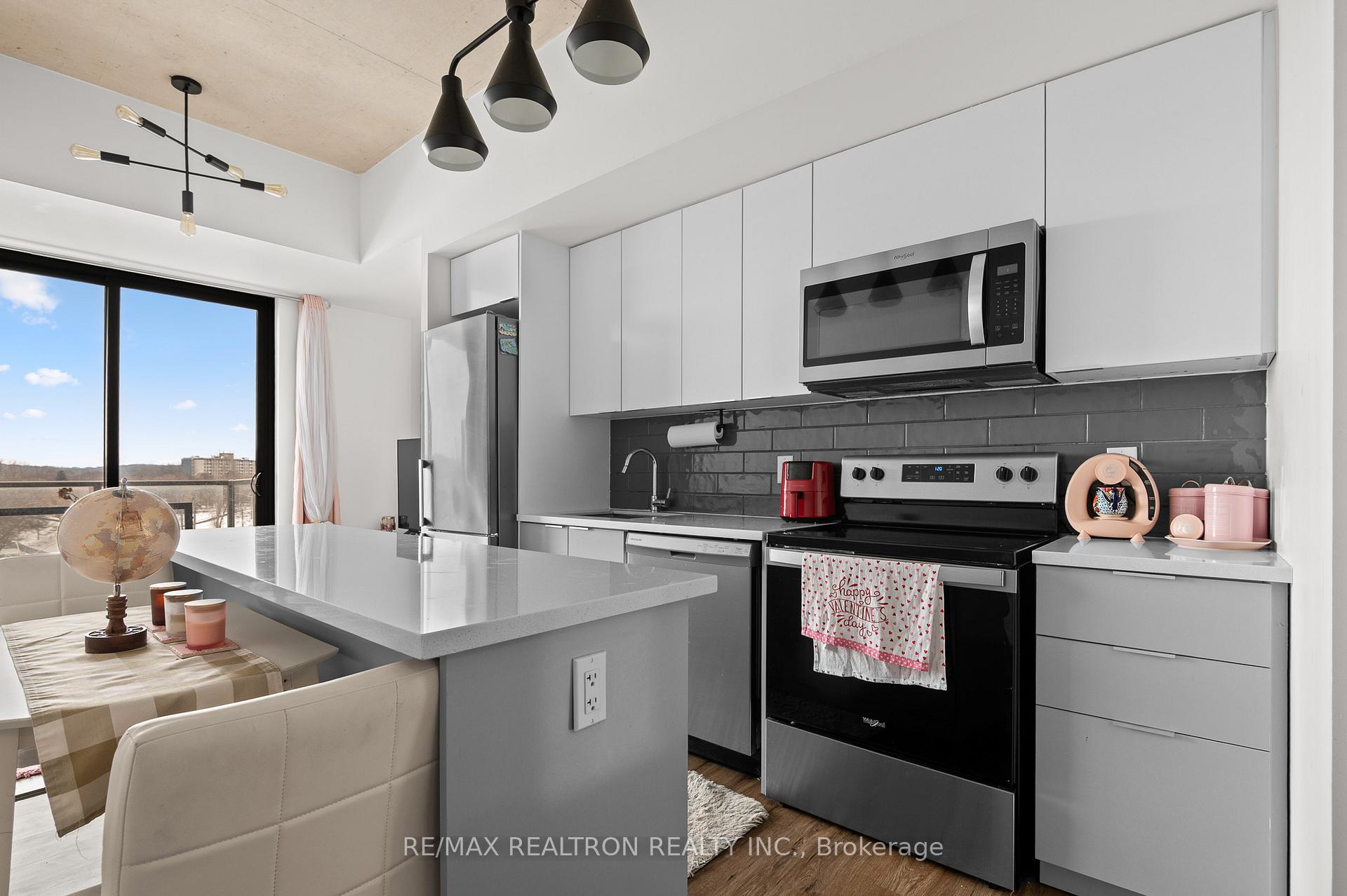 Photo 17 of Unit 613, 7 Erie Avenue, Brantford, Eagle Place — HOMEH