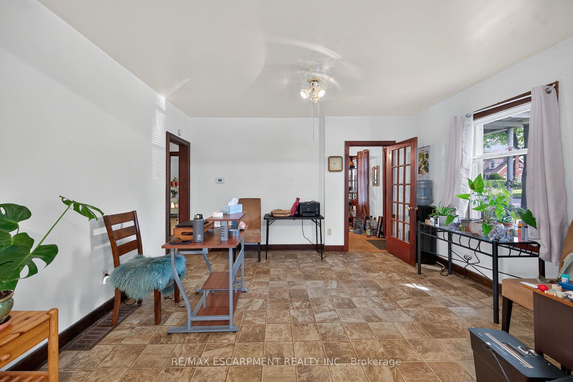Photo 19 of 60 Locks Road, Brantford, Echo Place — HOMEH