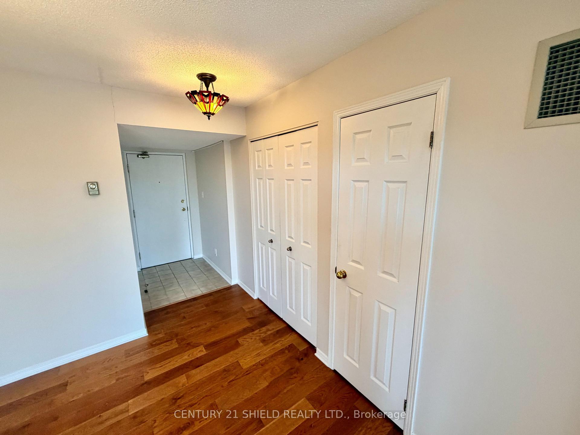 Photo 8 of Unit 404, 121 Water Street W, Cornwall, Cornwall — HOMEH