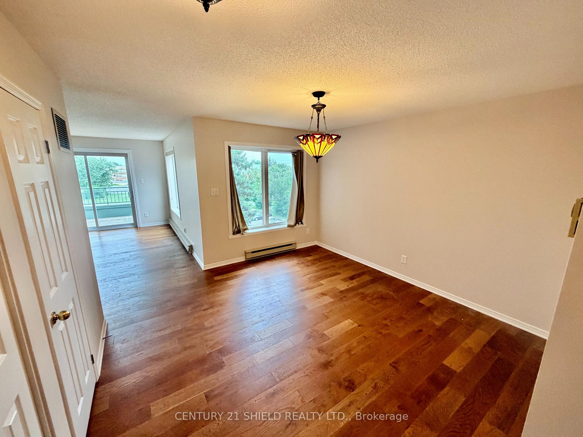 Photo 9 of Unit 404, 121 Water Street W, Cornwall, Cornwall — HOMEH