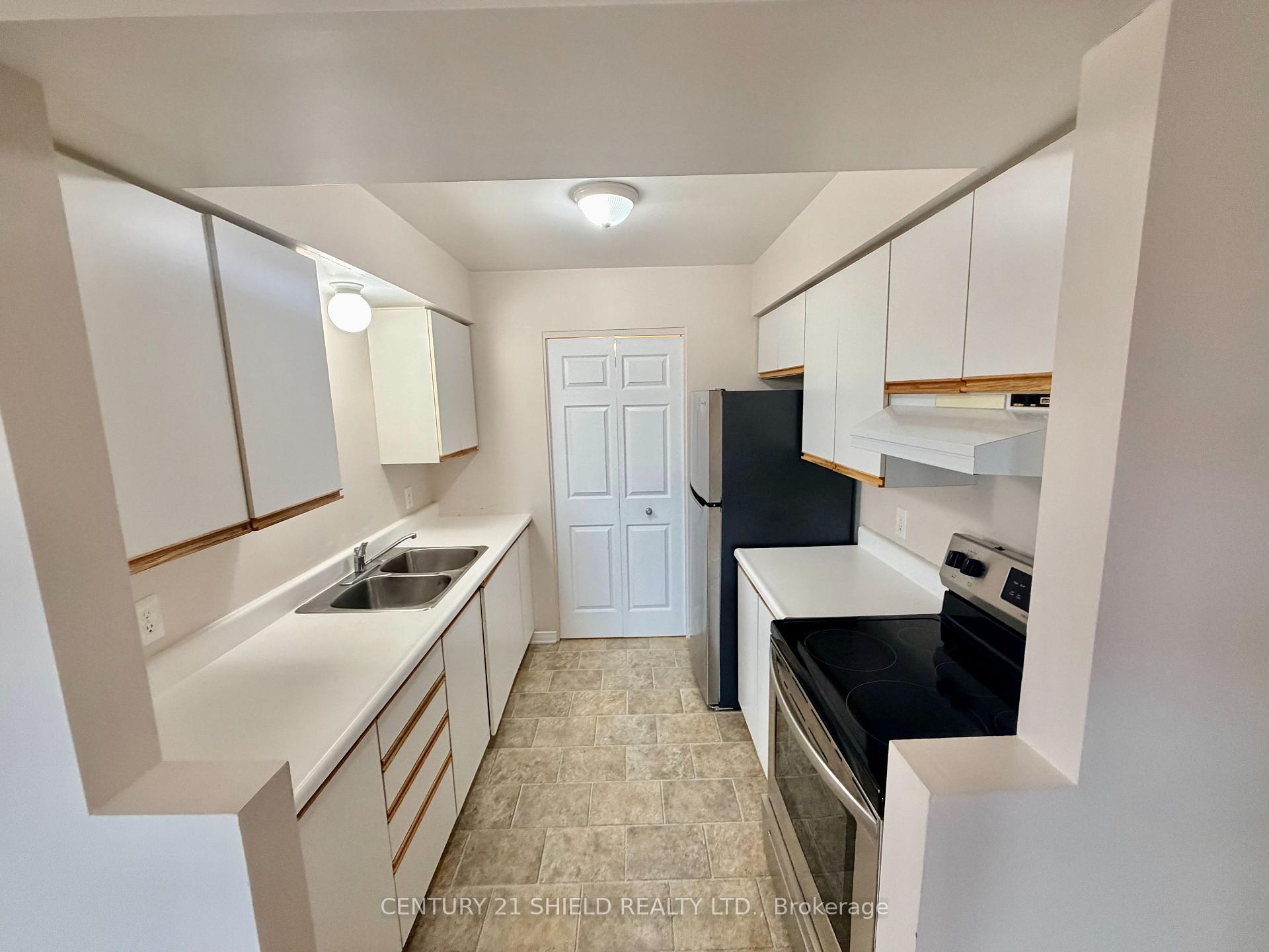 Photo 16 of Unit 404, 121 Water Street W, Cornwall, Cornwall — HOMEH