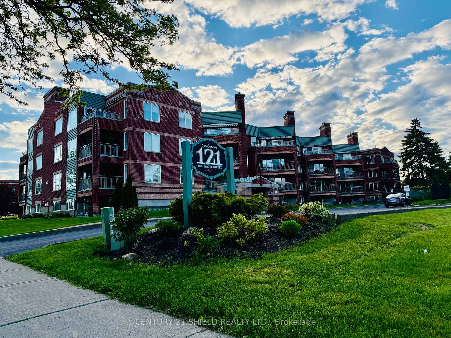 Photo 22 of Unit 404, 121 Water Street W, Cornwall, Cornwall — HOMEH