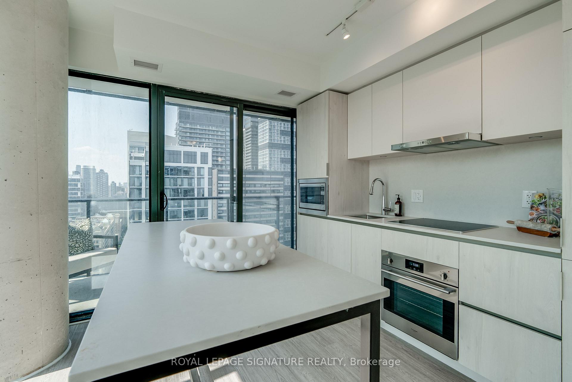Photo 7 of Unit 3103, 47 Mutual Street, Toronto, Church-Yonge Corridor — HOMEH