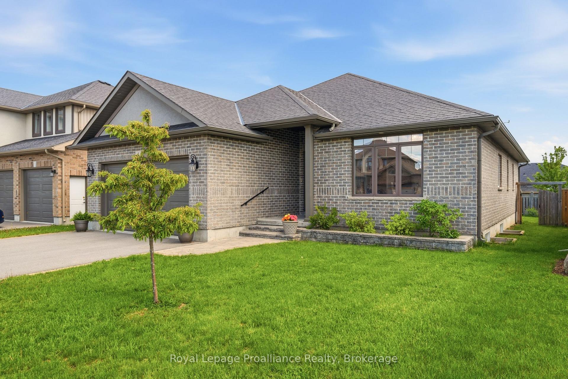 Photo 1 of 5 Kempton Avenue, Belleville, Thurlow Ward — HOMEH