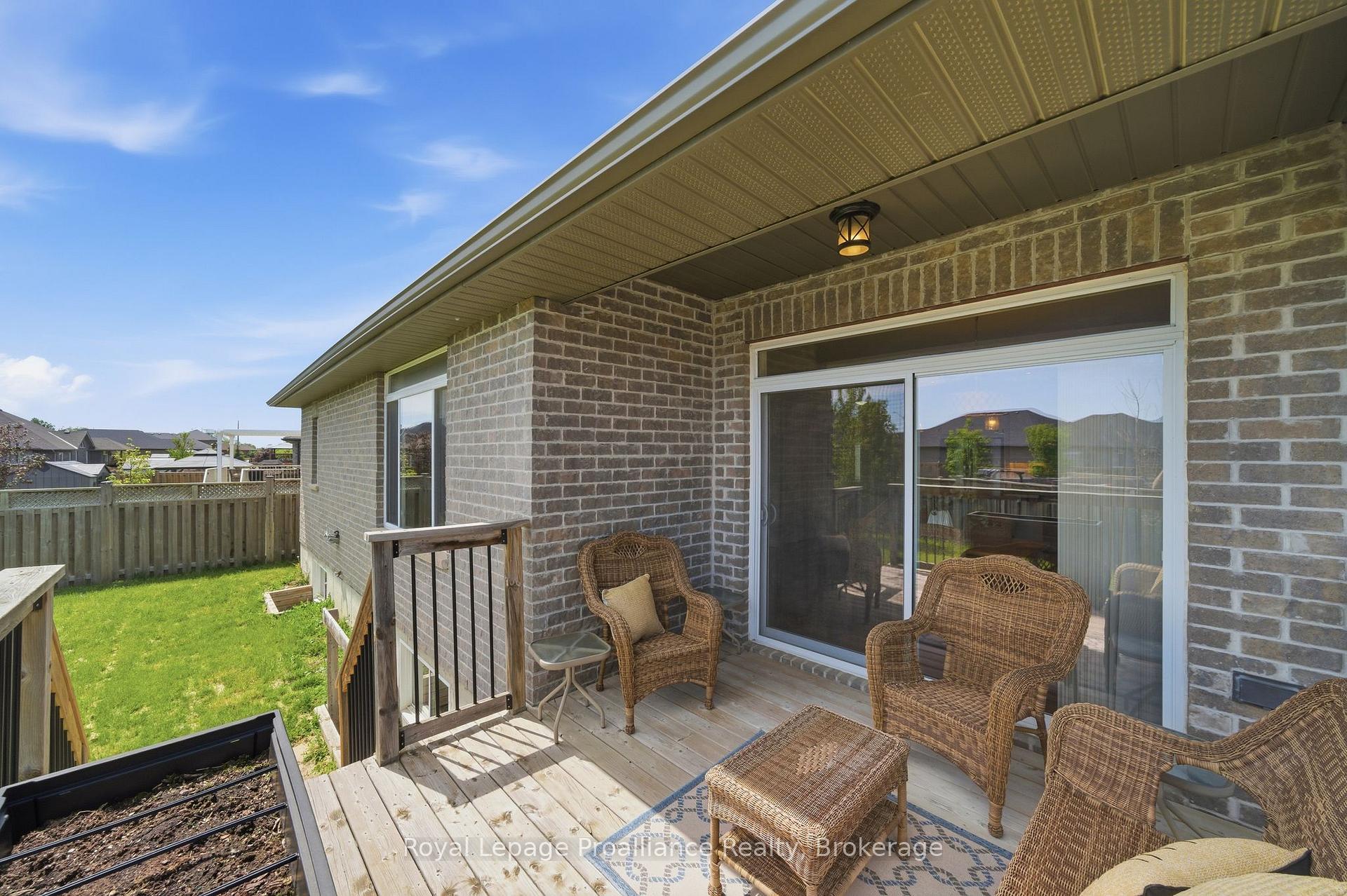 Photo 28 of 5 Kempton Avenue, Belleville, Thurlow Ward — HOMEH