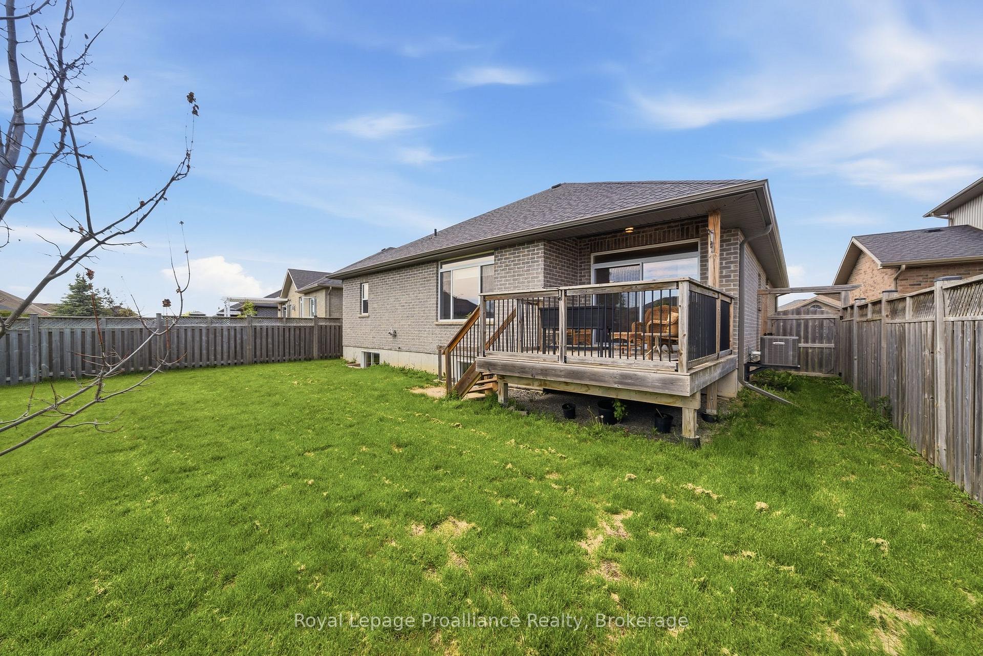 Photo 31 of 5 Kempton Avenue, Belleville, Thurlow Ward — HOMEH
