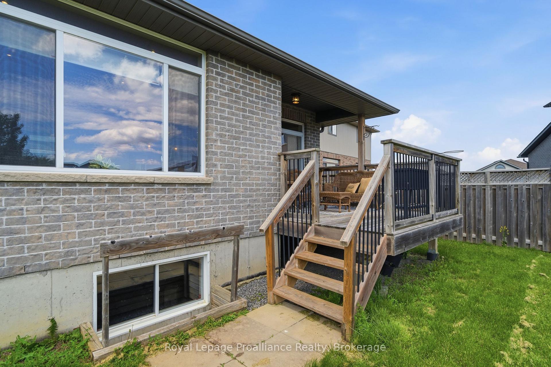 Photo 34 of 5 Kempton Avenue, Belleville, Thurlow Ward — HOMEH