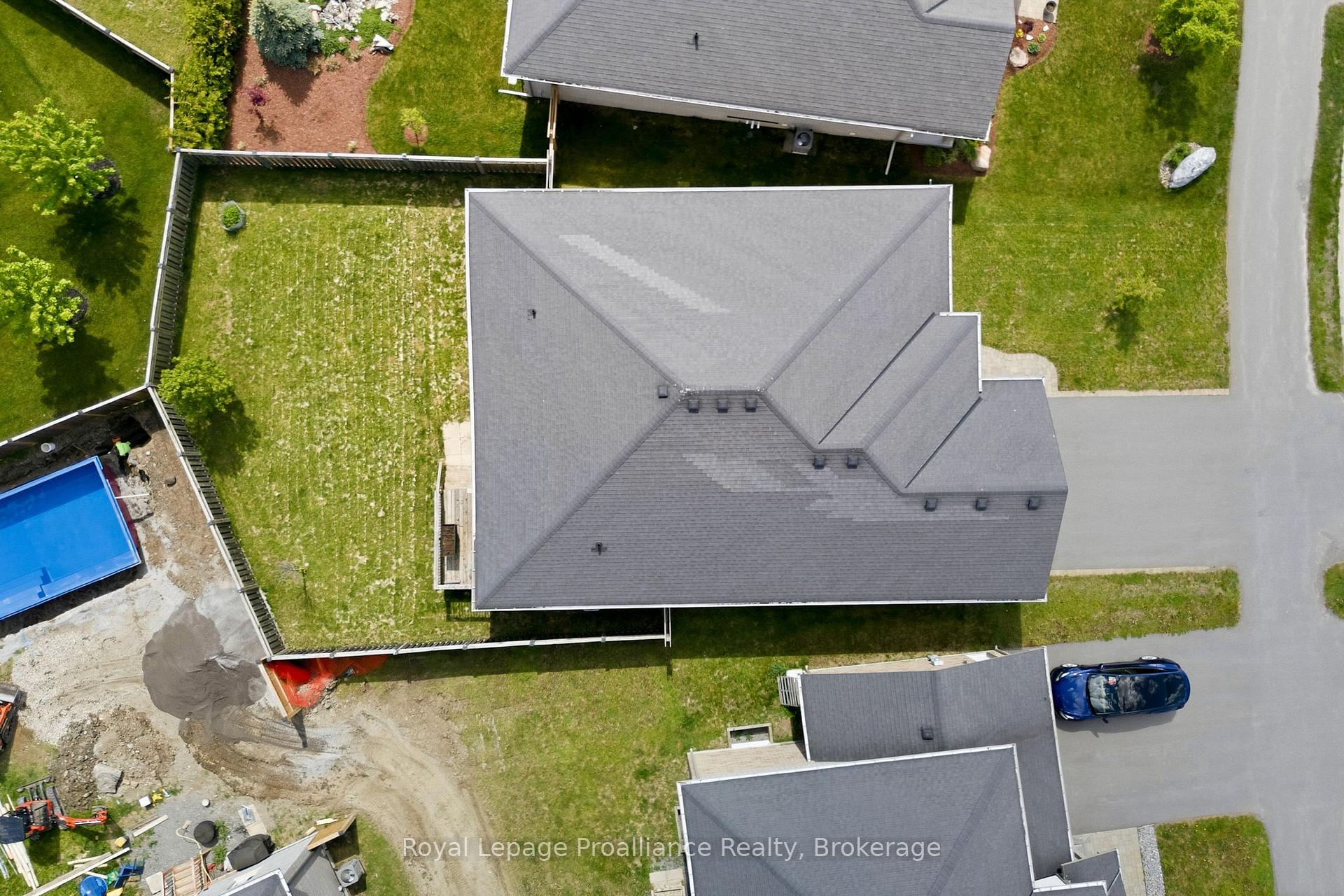 Photo 35 of 5 Kempton Avenue, Belleville, Thurlow Ward — HOMEH