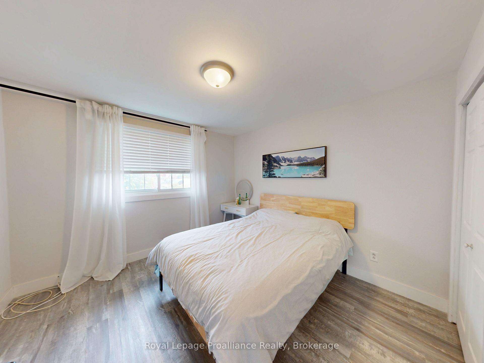 Photo 45 of 136 Macdonald Avenue, Belleville, Belleville Ward — HOMEH