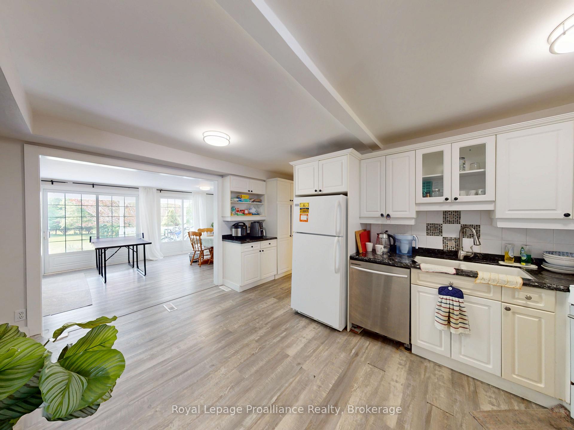 Photo 51 of 136 Macdonald Avenue, Belleville, Belleville Ward — HOMEH