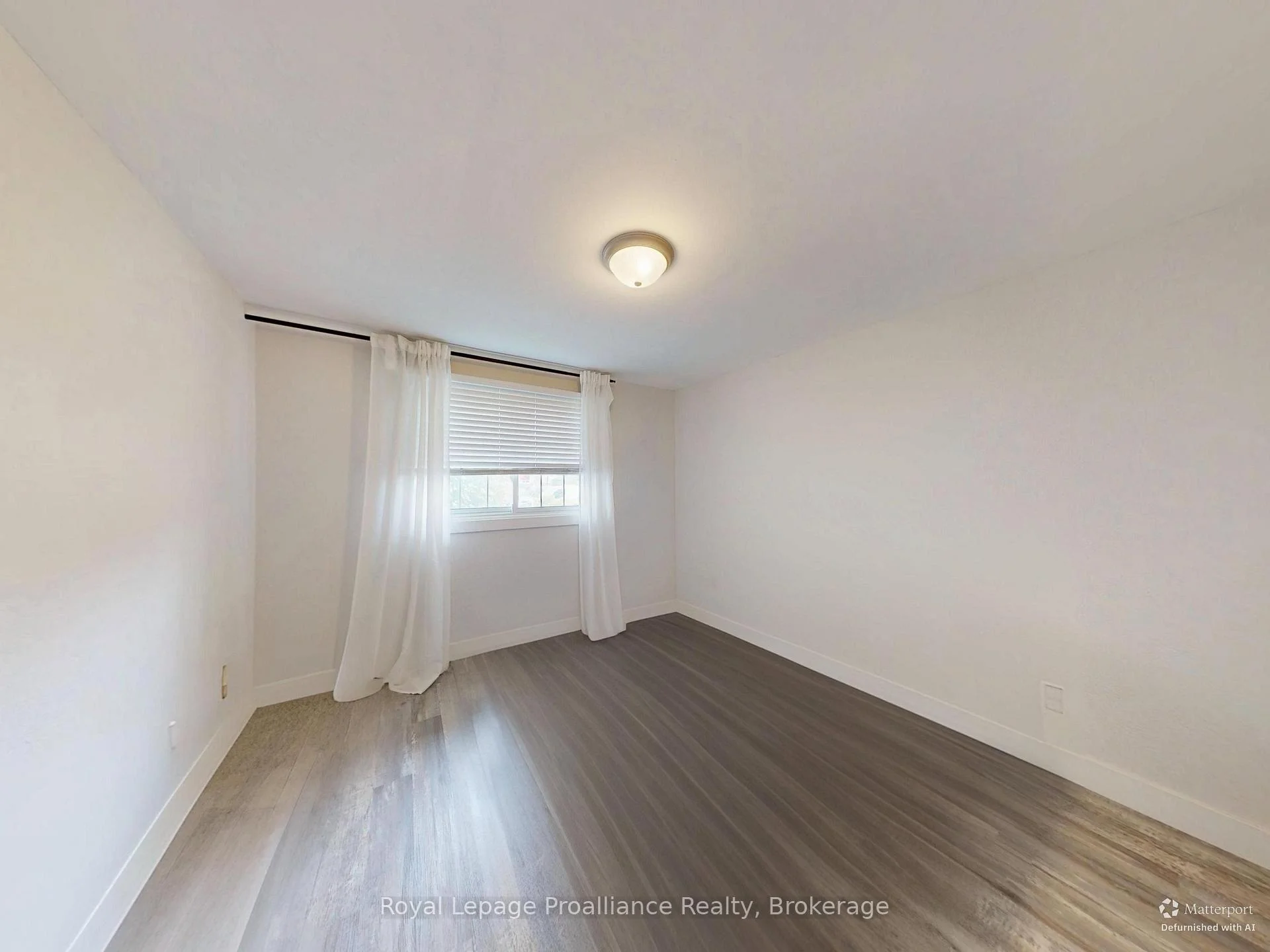 Photo 6 of 136 Macdonald Avenue, Belleville, Belleville Ward — HOMEH