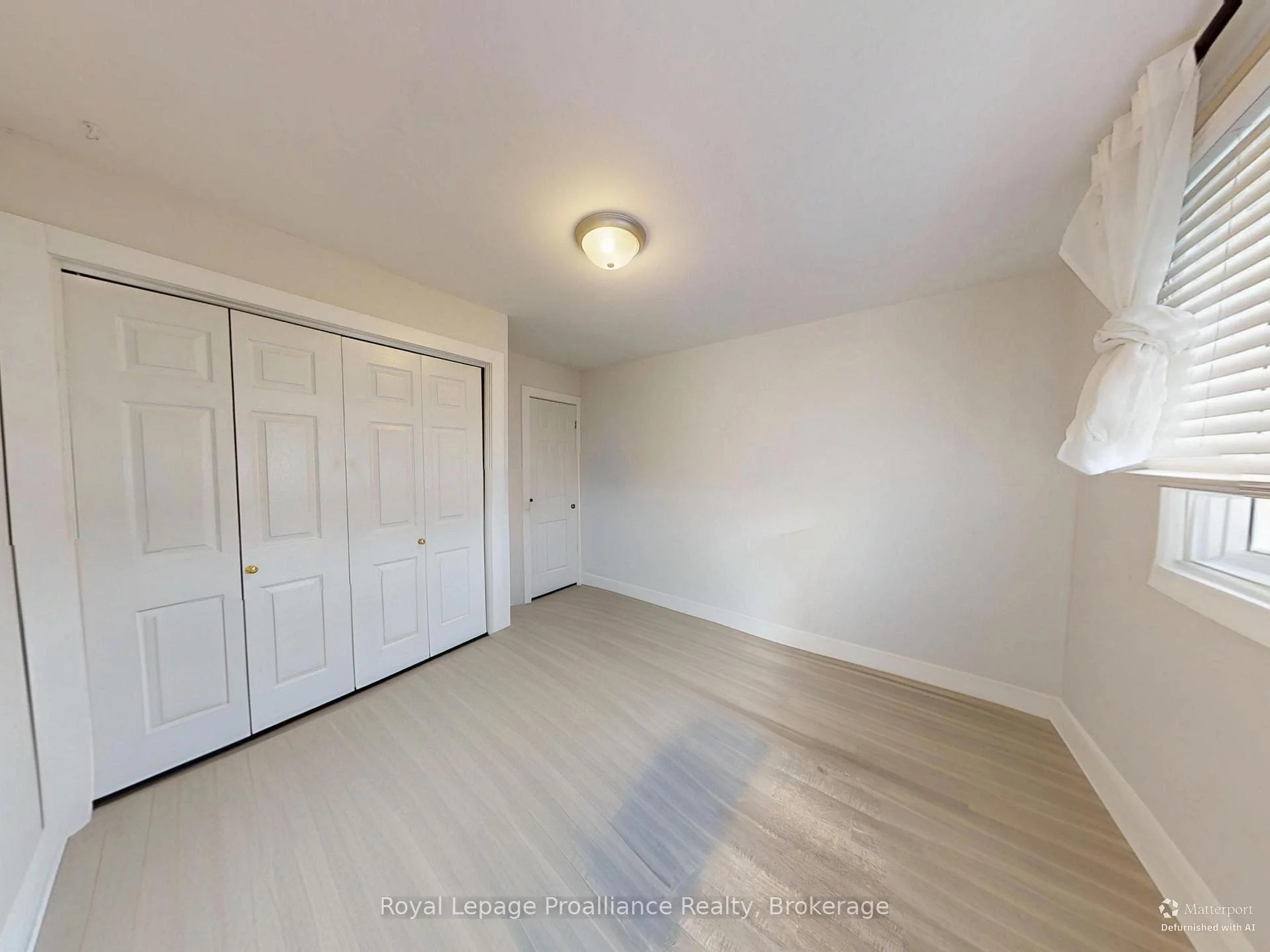 Photo 8 of 136 Macdonald Avenue, Belleville, Belleville Ward — HOMEH