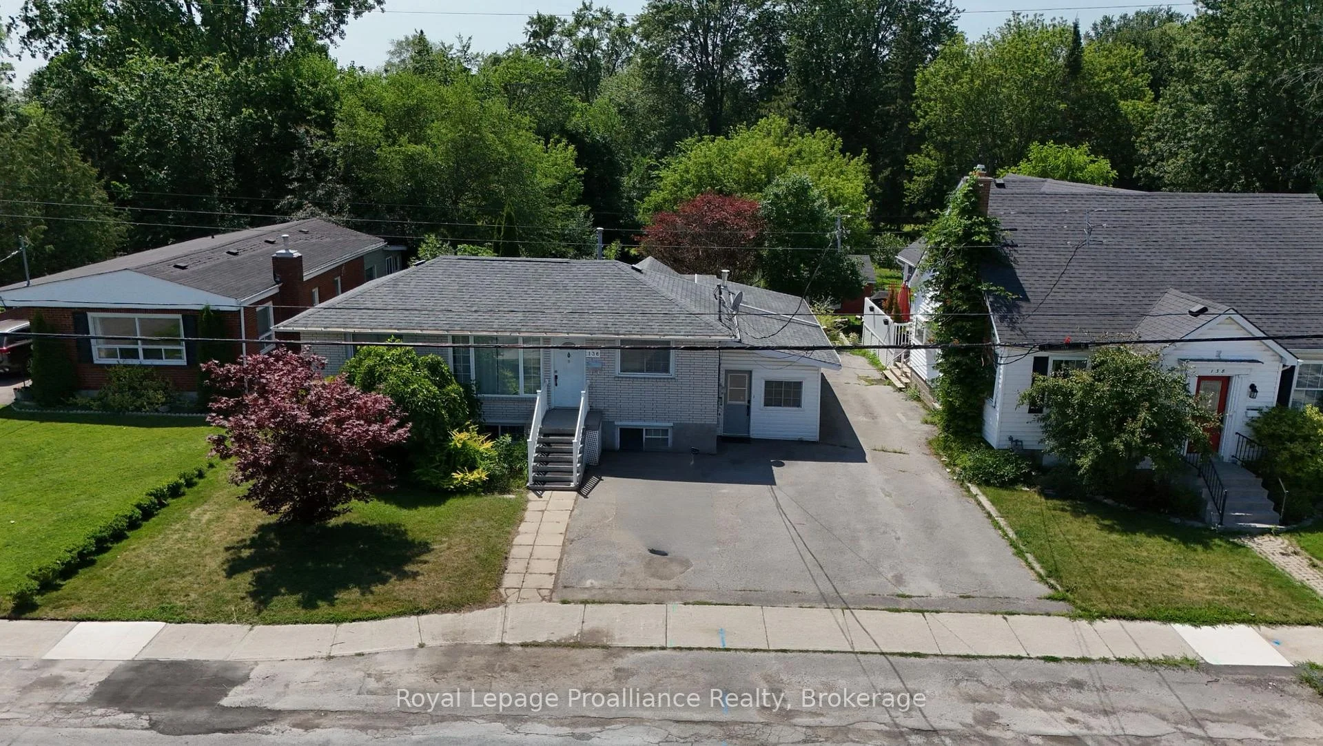 Photo 31 of 136 Macdonald Avenue, Belleville, Belleville Ward — HOMEH