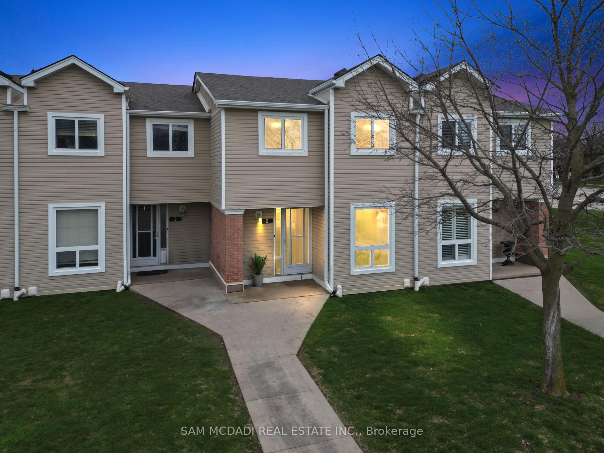 Photo of Unit 2, 160 Rittenhouse Road