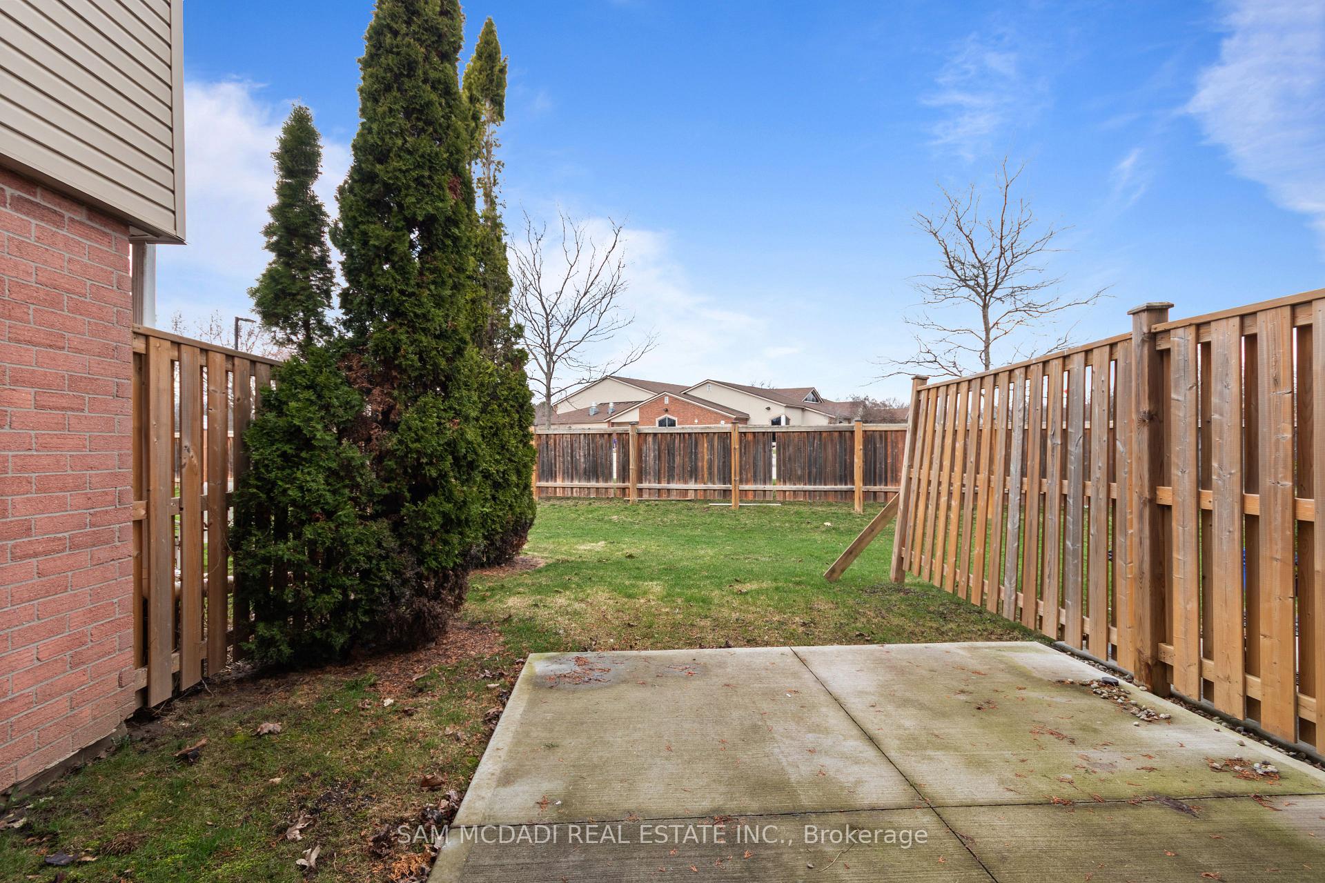 Photo 20 of Unit 2, 160 Rittenhouse Road, Kitchener, Country Hills West — HOMEH