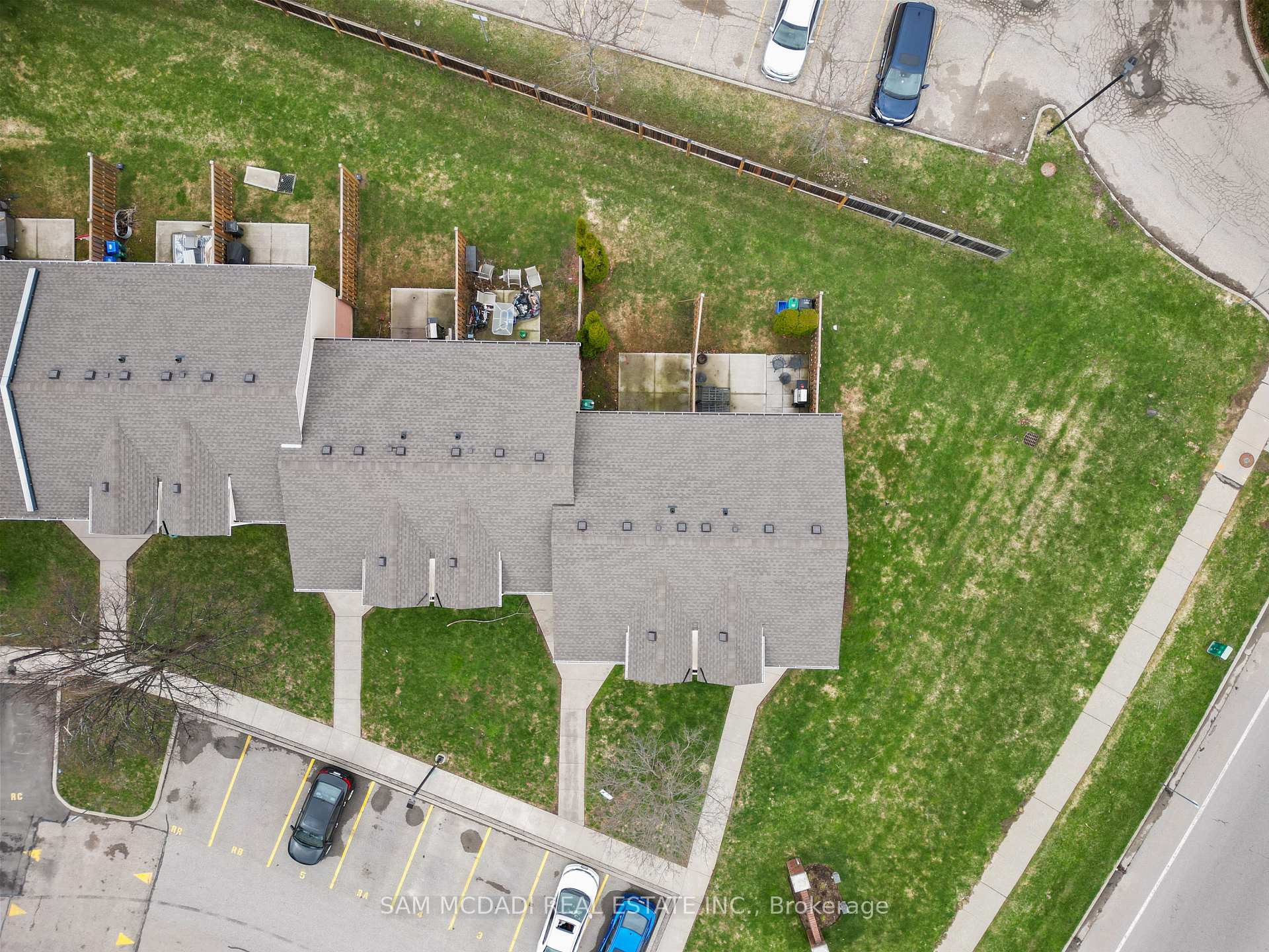 Photo 23 of Unit 2, 160 Rittenhouse Road, Kitchener, Country Hills West — HOMEH