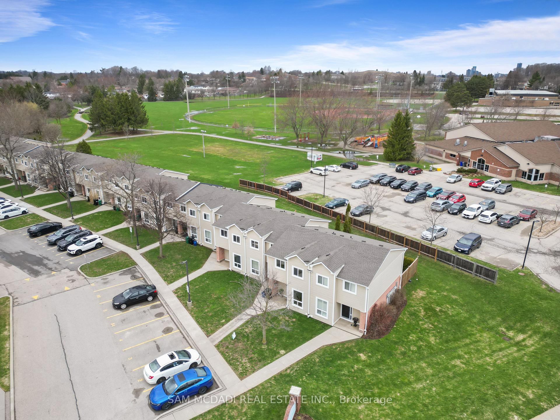 Photo 26 of Unit 2, 160 Rittenhouse Road, Kitchener, Country Hills West — HOMEH