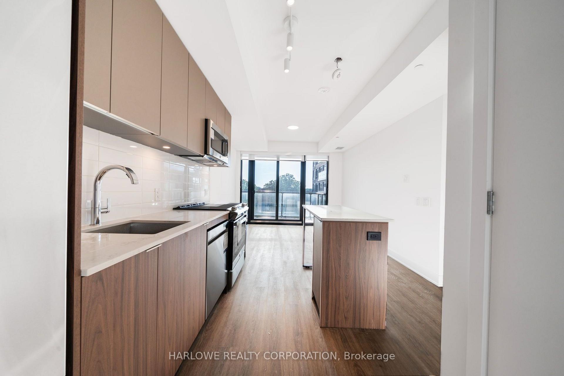 Photo 5 of Unit 402, 500 Upper Wellington Street, Hamilton, Centremount — HOMEH