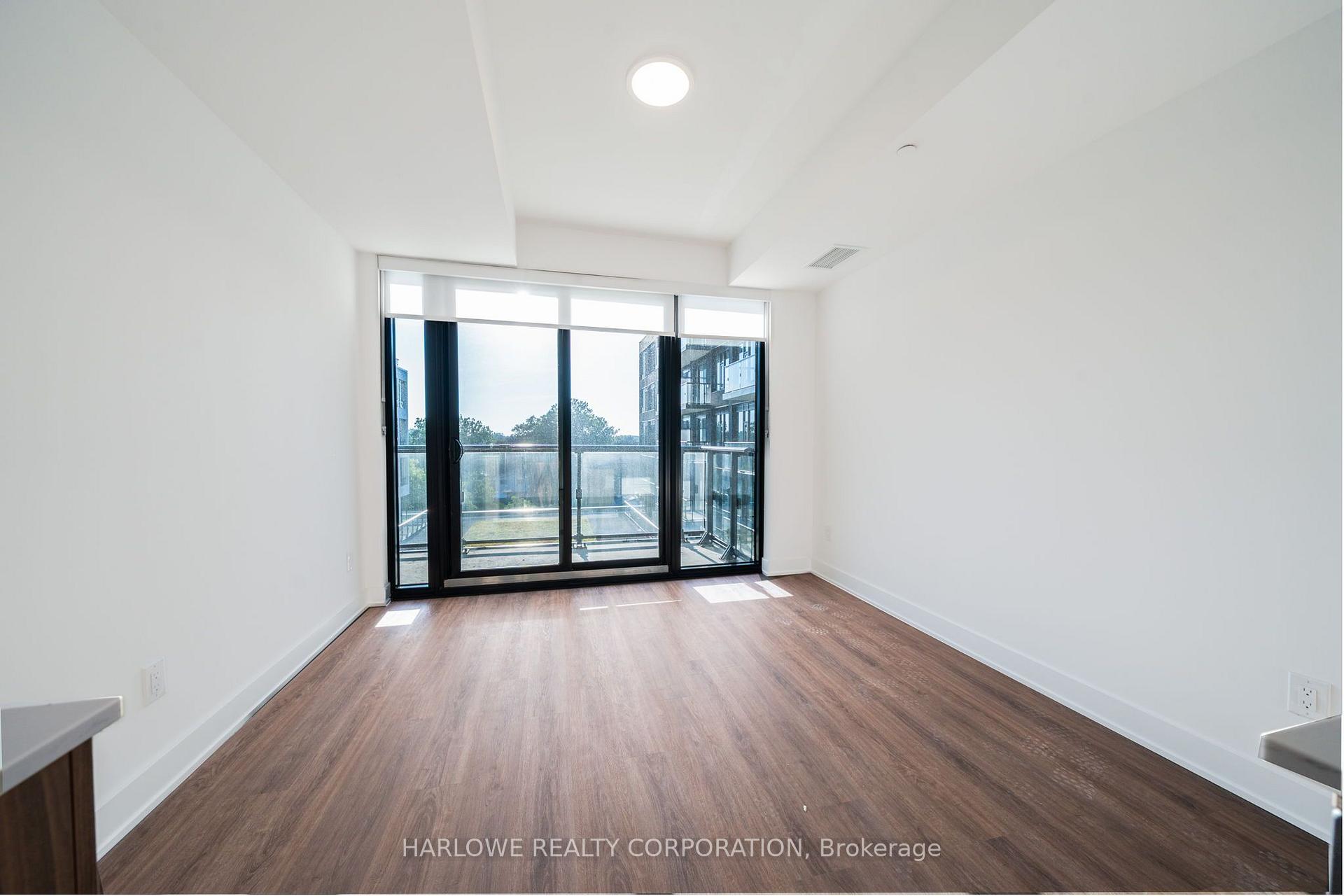 Photo 6 of Unit 402, 500 Upper Wellington Street, Hamilton, Centremount — HOMEH
