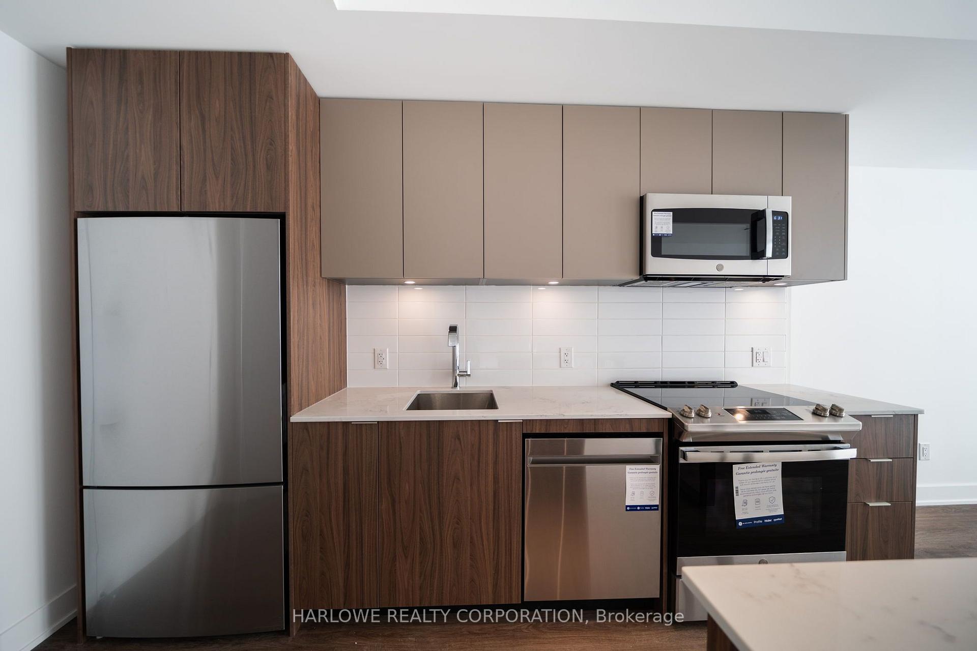 Photo 1 of Unit 402, 500 Upper Wellington Street, Hamilton, Centremount — HOMEH