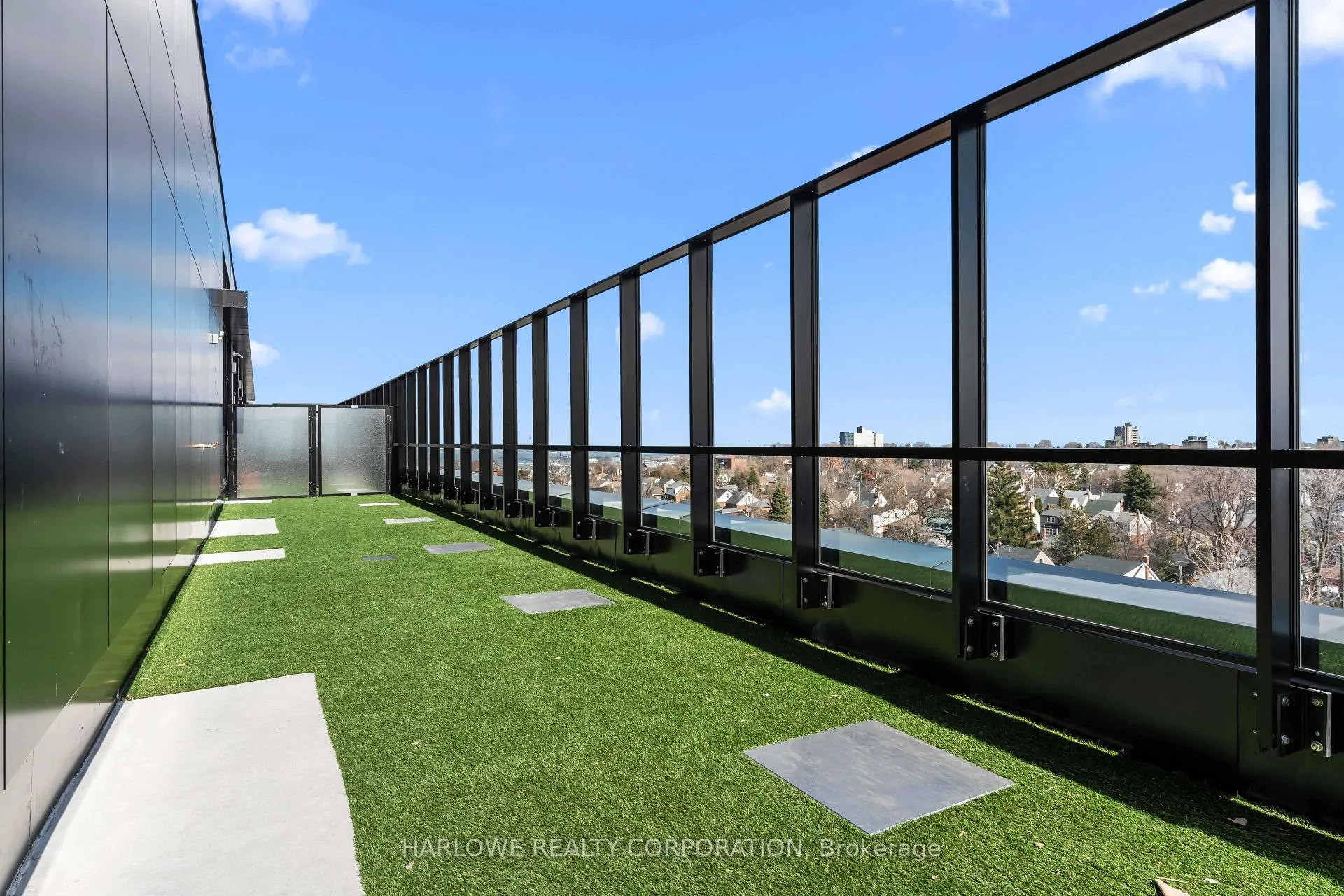 Photo 27 of Unit 402, 500 Upper Wellington Street, Hamilton, Centremount — HOMEH